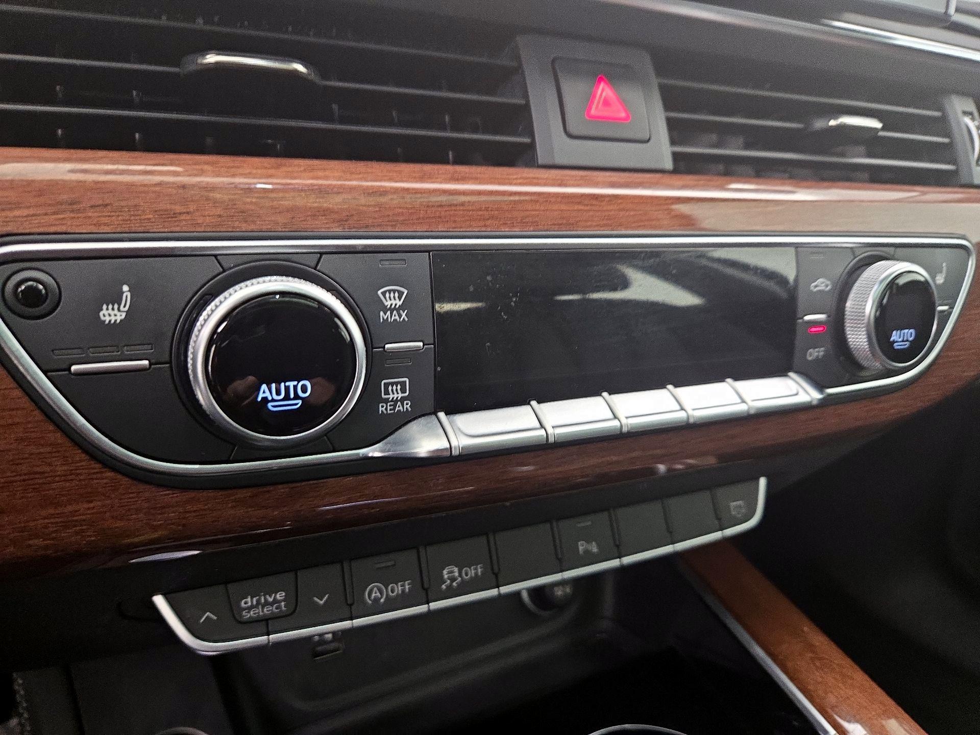 Thumbnail: 2022 Audi A4 - 17