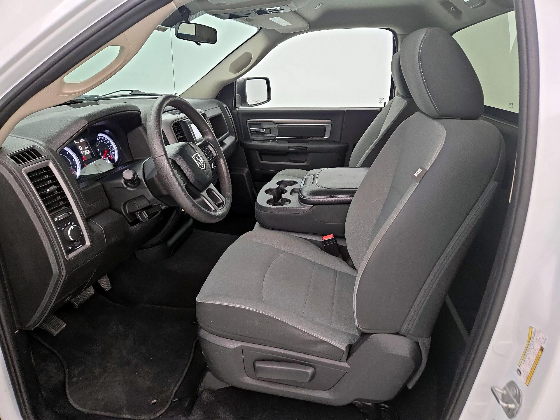 Thumbnail: 2022 RAM 1500 Classic - 11