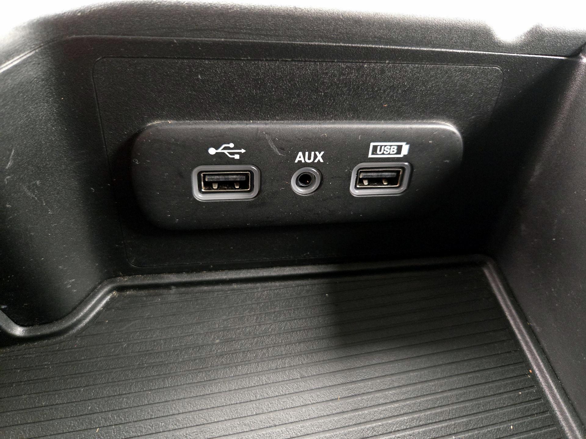 Thumbnail: 2022 RAM 1500 Classic - 18