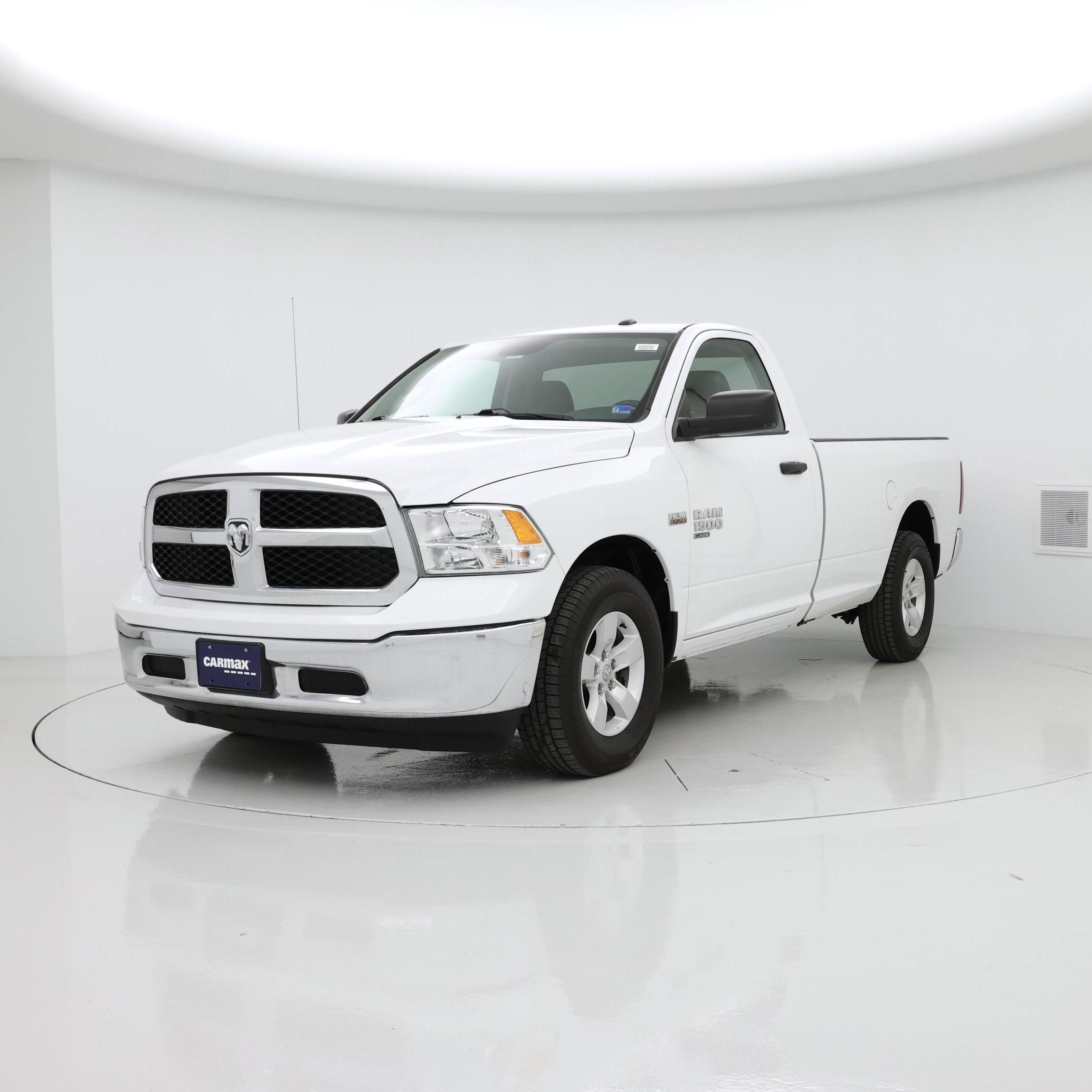 Thumbnail: 2022 RAM 1500 Classic - 4