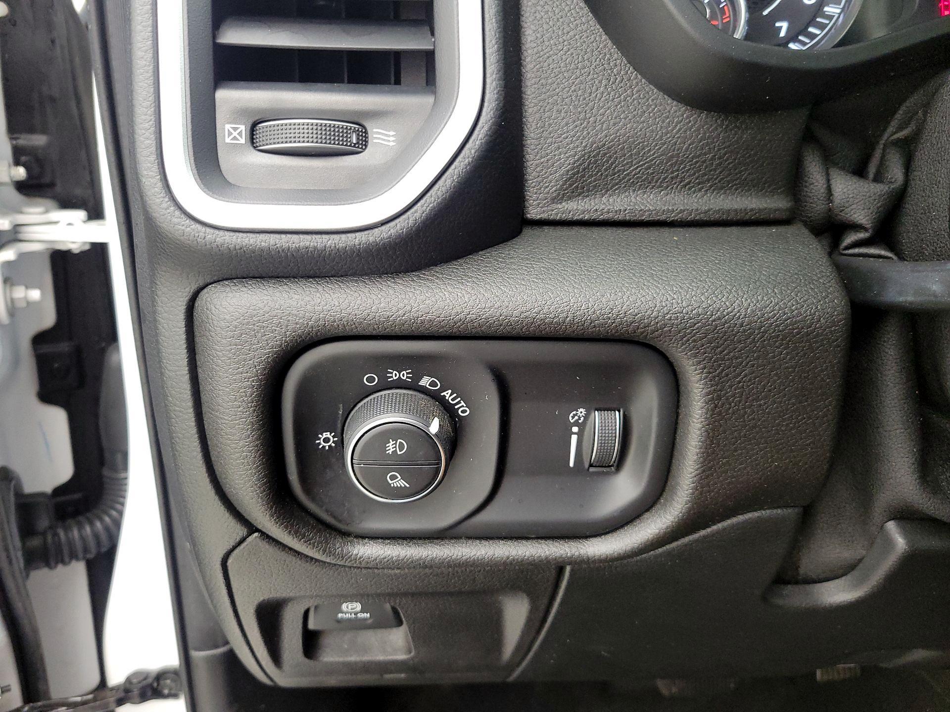 Thumbnail: 2021 RAM 1500 - 13