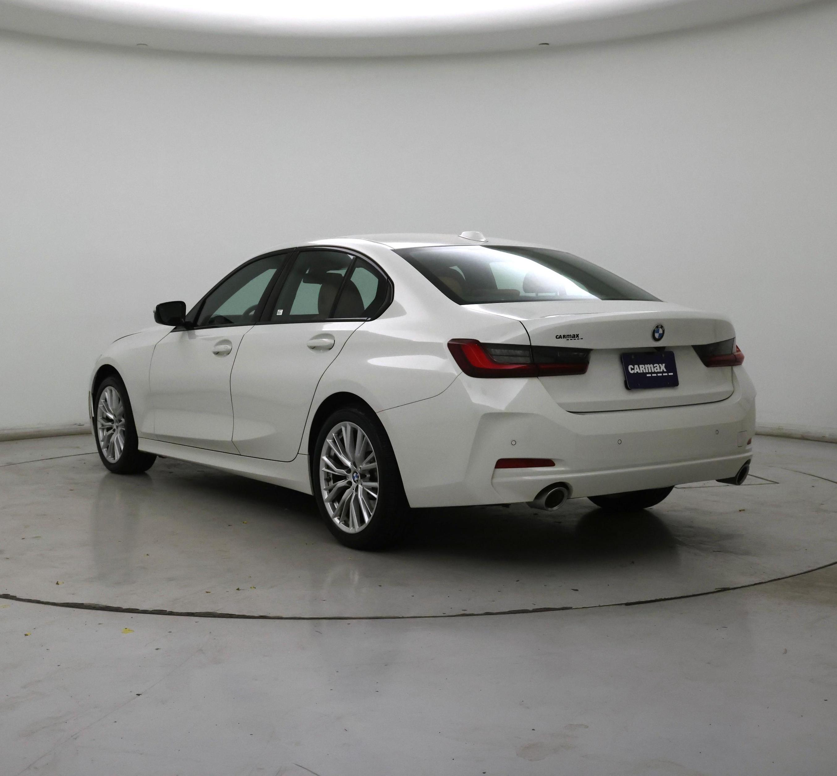 Thumbnail: 2023 BMW 3 Series - 2