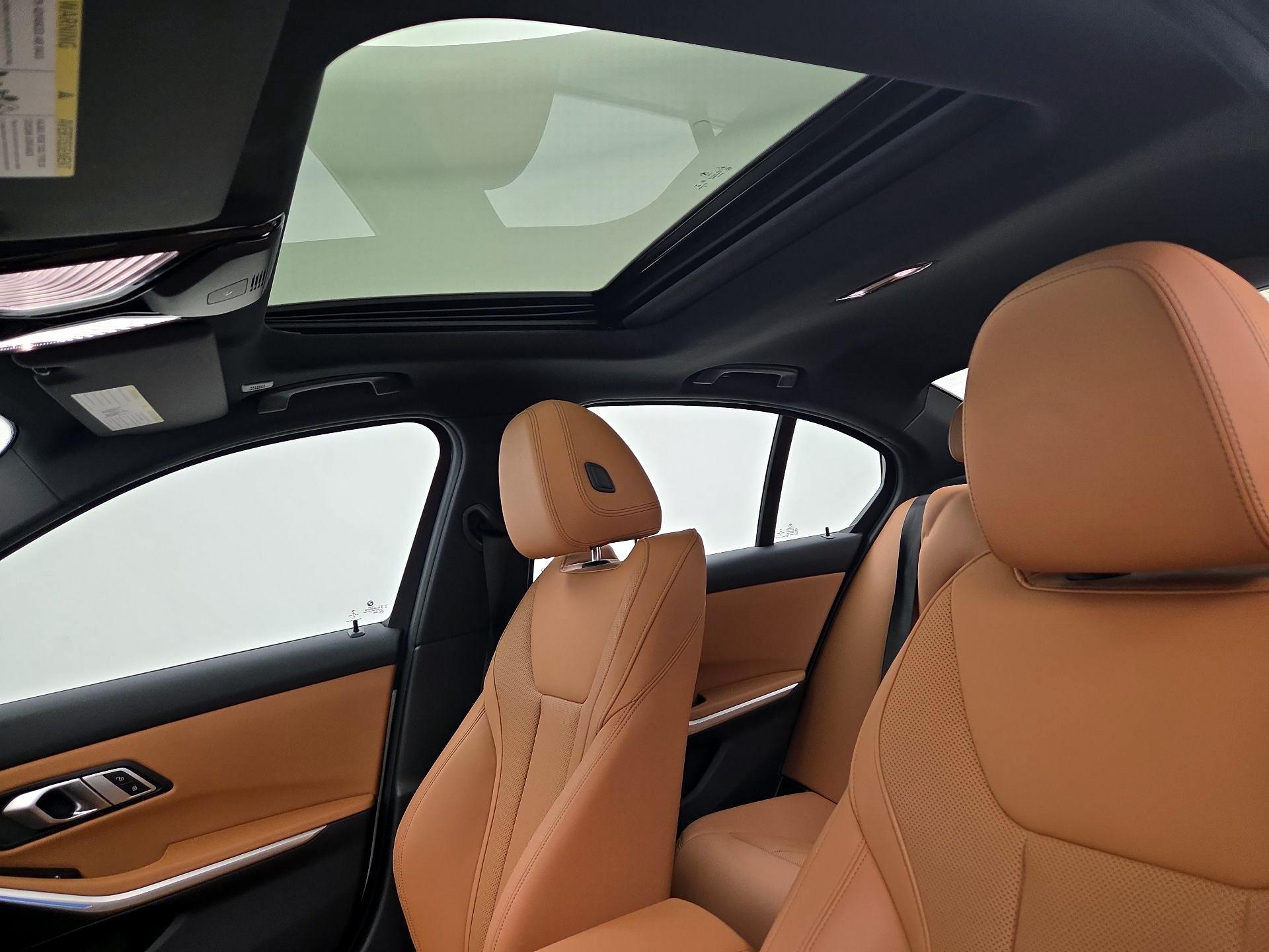 Thumbnail: 2023 BMW 3 Series - 20