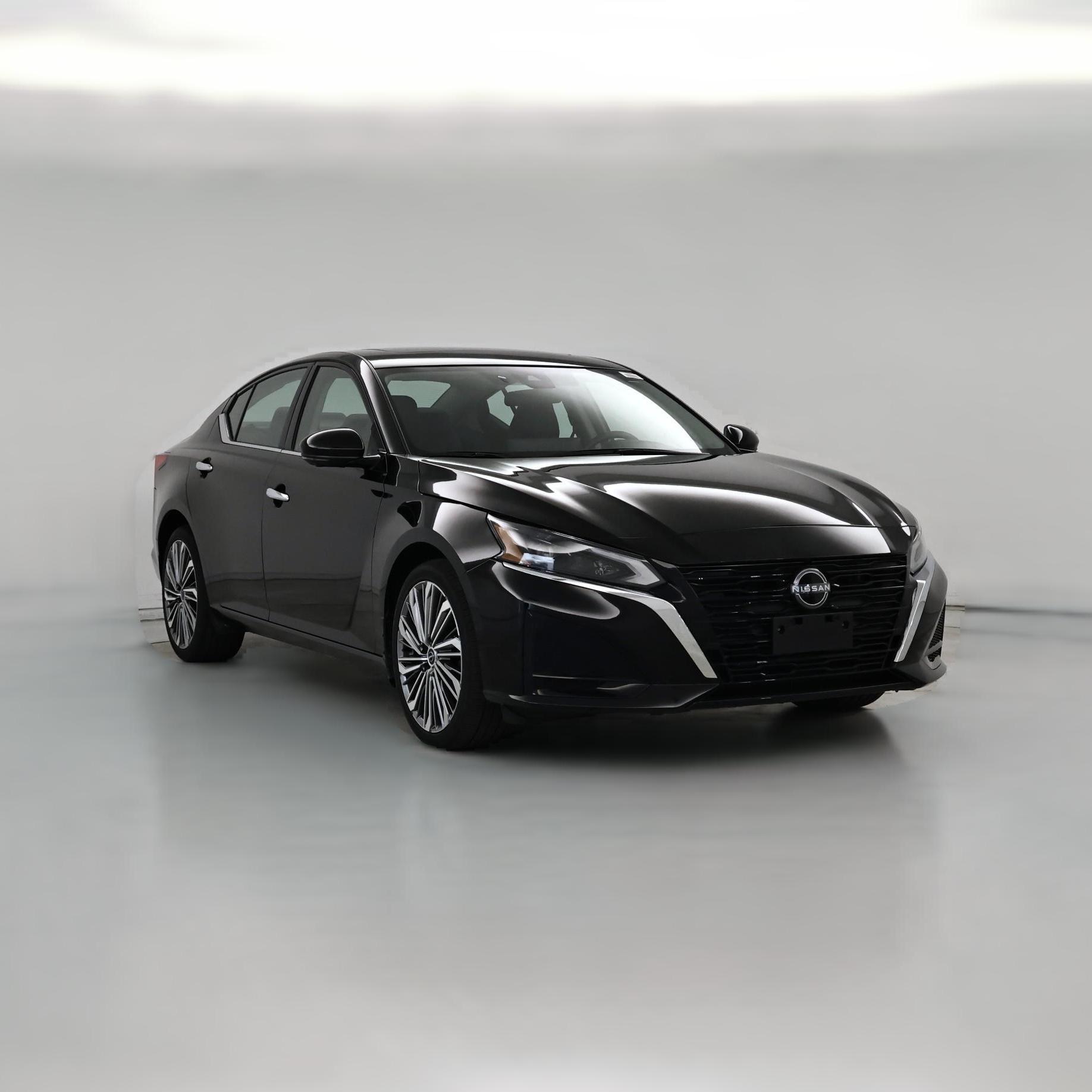 Thumbnail: 2023 Nissan Altima - 1