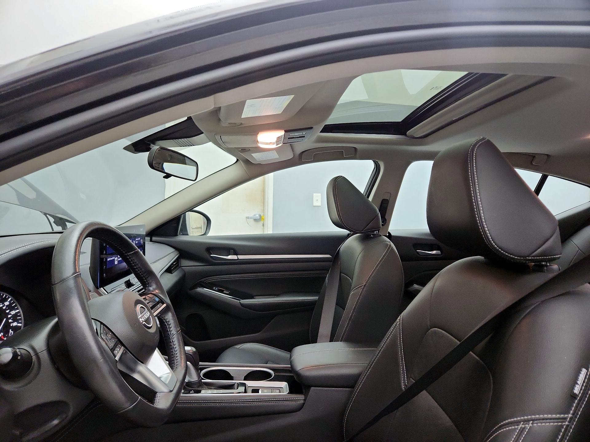 Thumbnail: 2023 Nissan Altima - 20