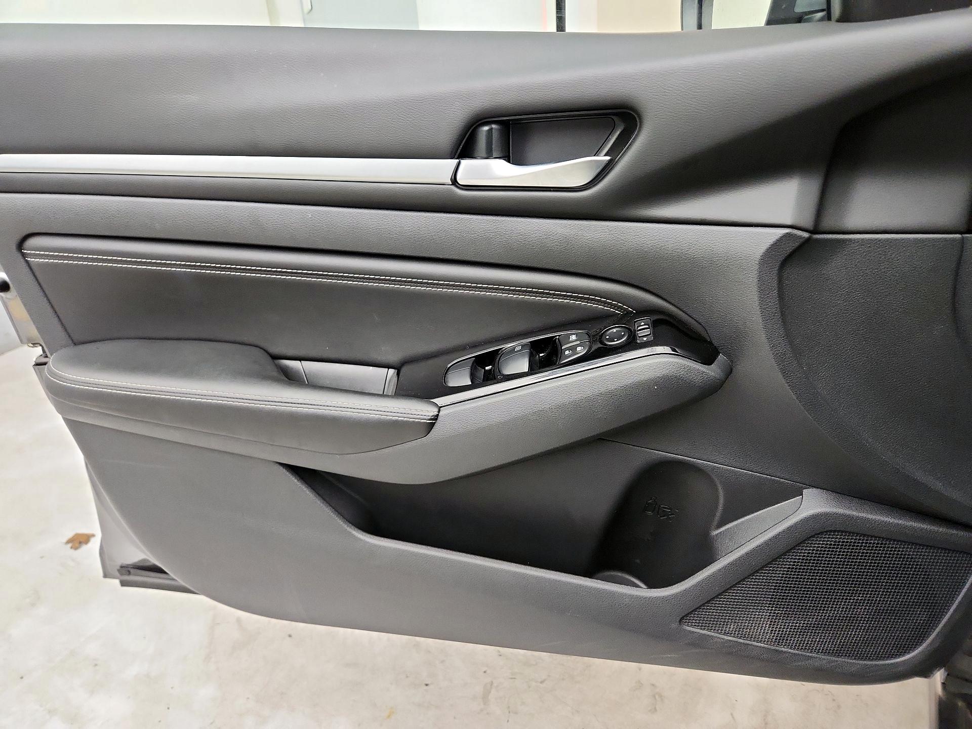 Thumbnail: 2023 Nissan Altima - 12