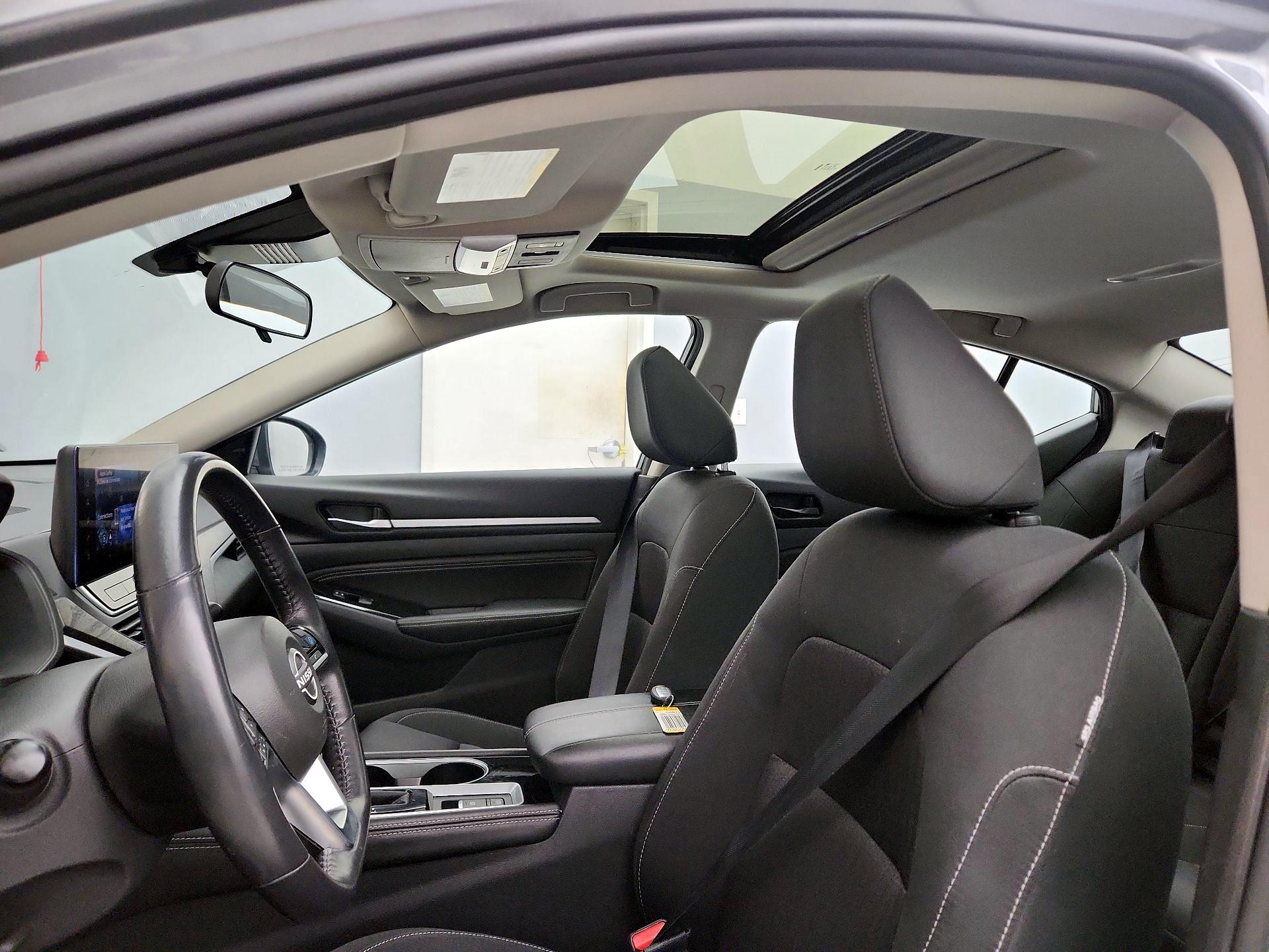 Thumbnail: 2023 Nissan Altima - 20