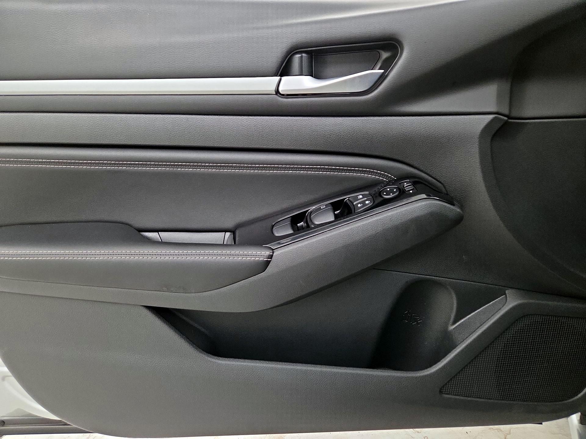 Thumbnail: 2023 Nissan Altima - 12