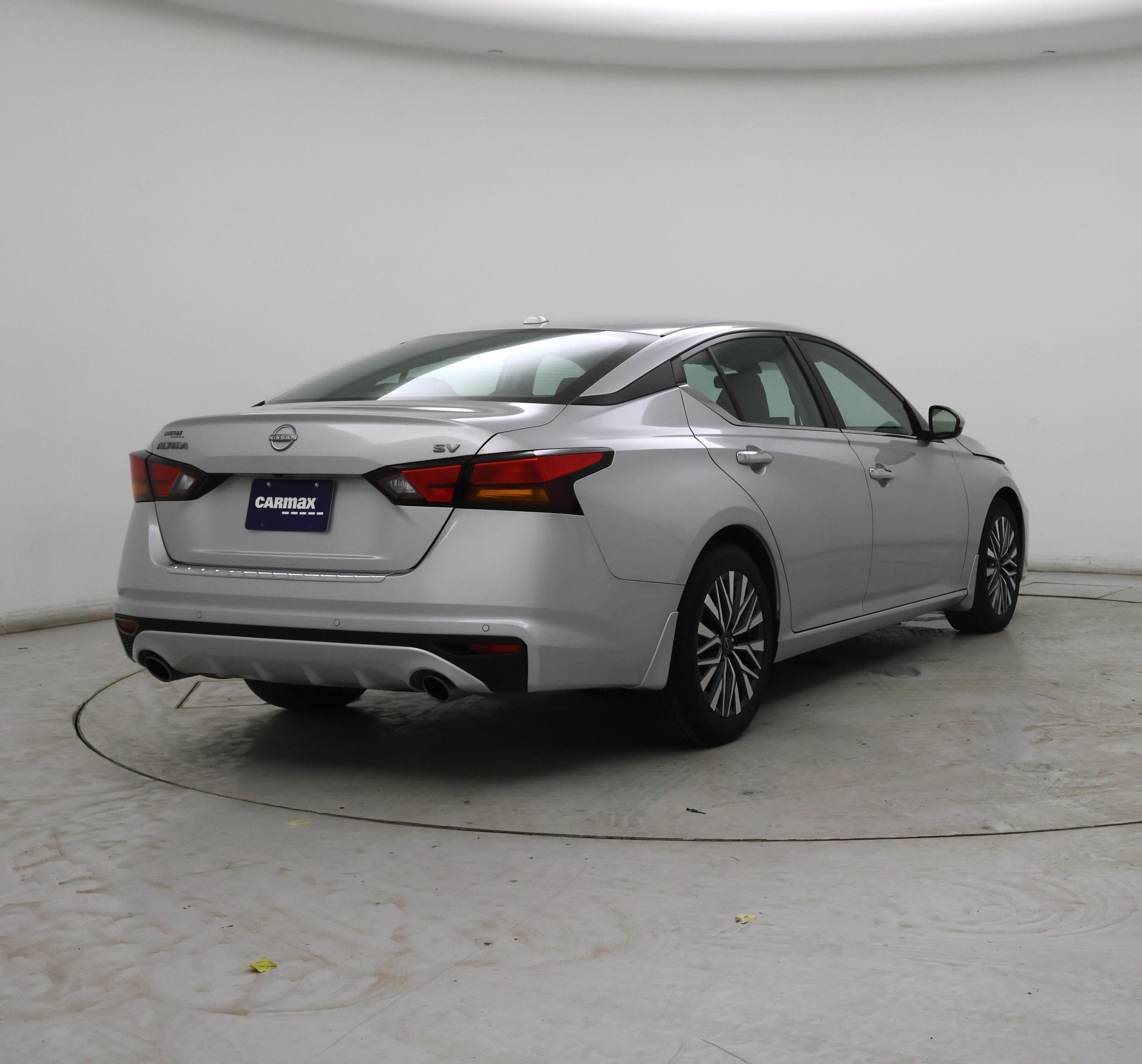 Thumbnail: 2023 Nissan Altima - 8