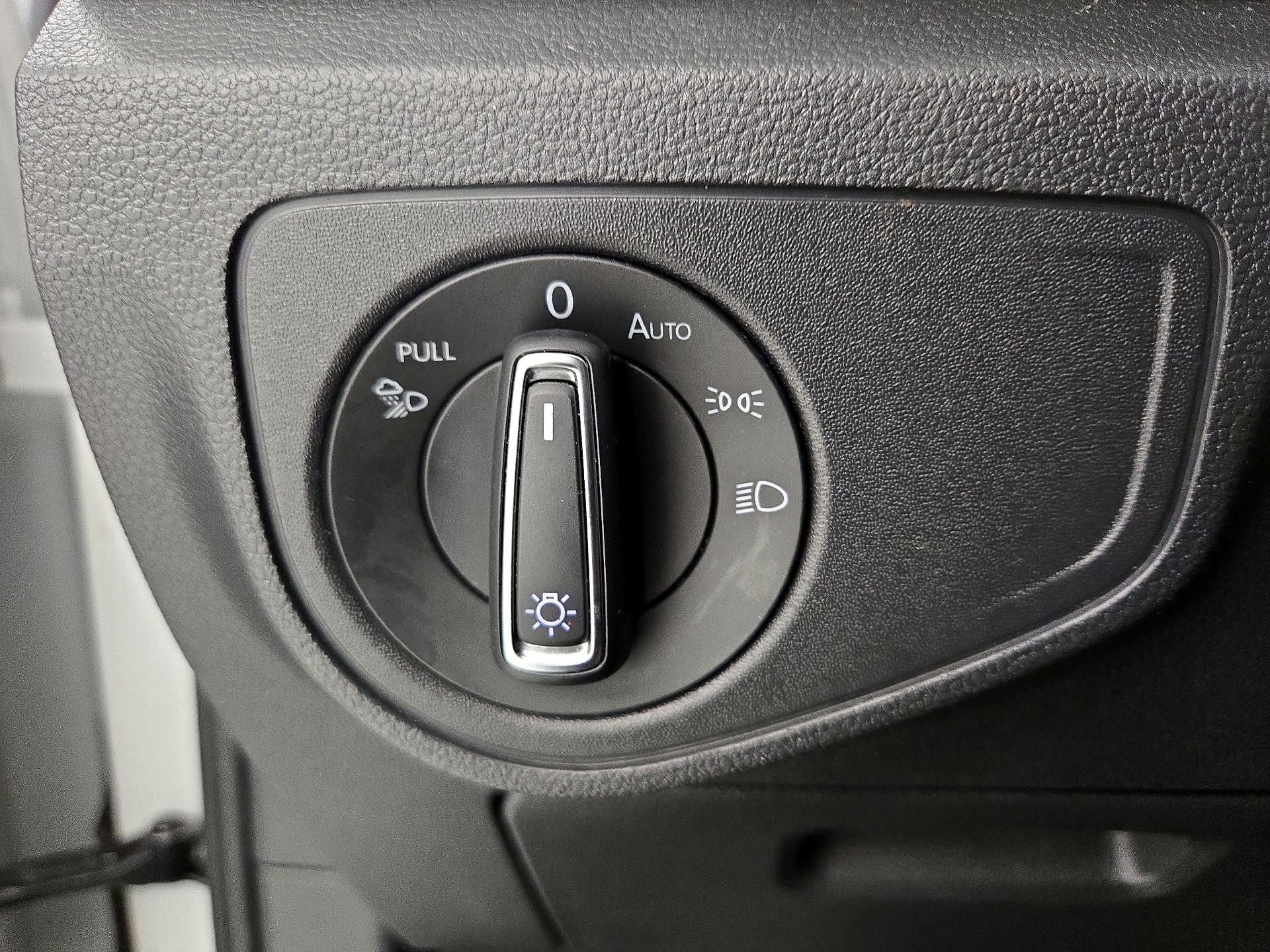 Thumbnail: 2020 Volkswagen Atlas - 13