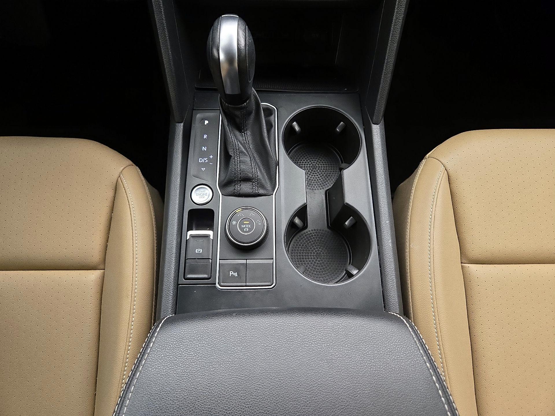 Thumbnail: 2020 Volkswagen Atlas - 17