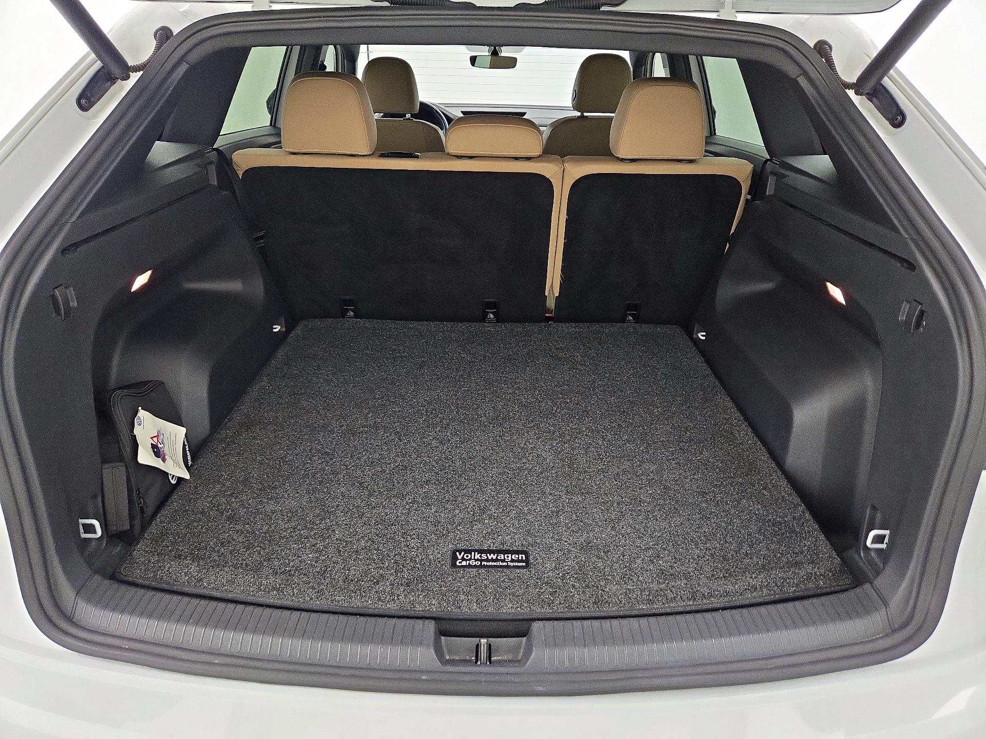 Thumbnail: 2020 Volkswagen Atlas - 20