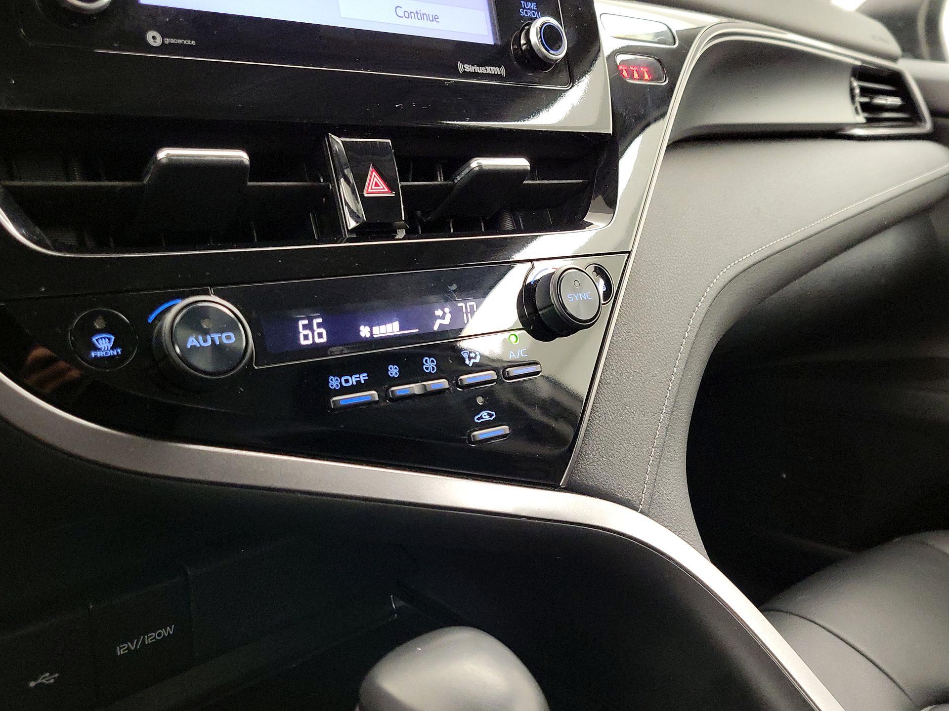 Thumbnail: 2024 Toyota Camry - 16