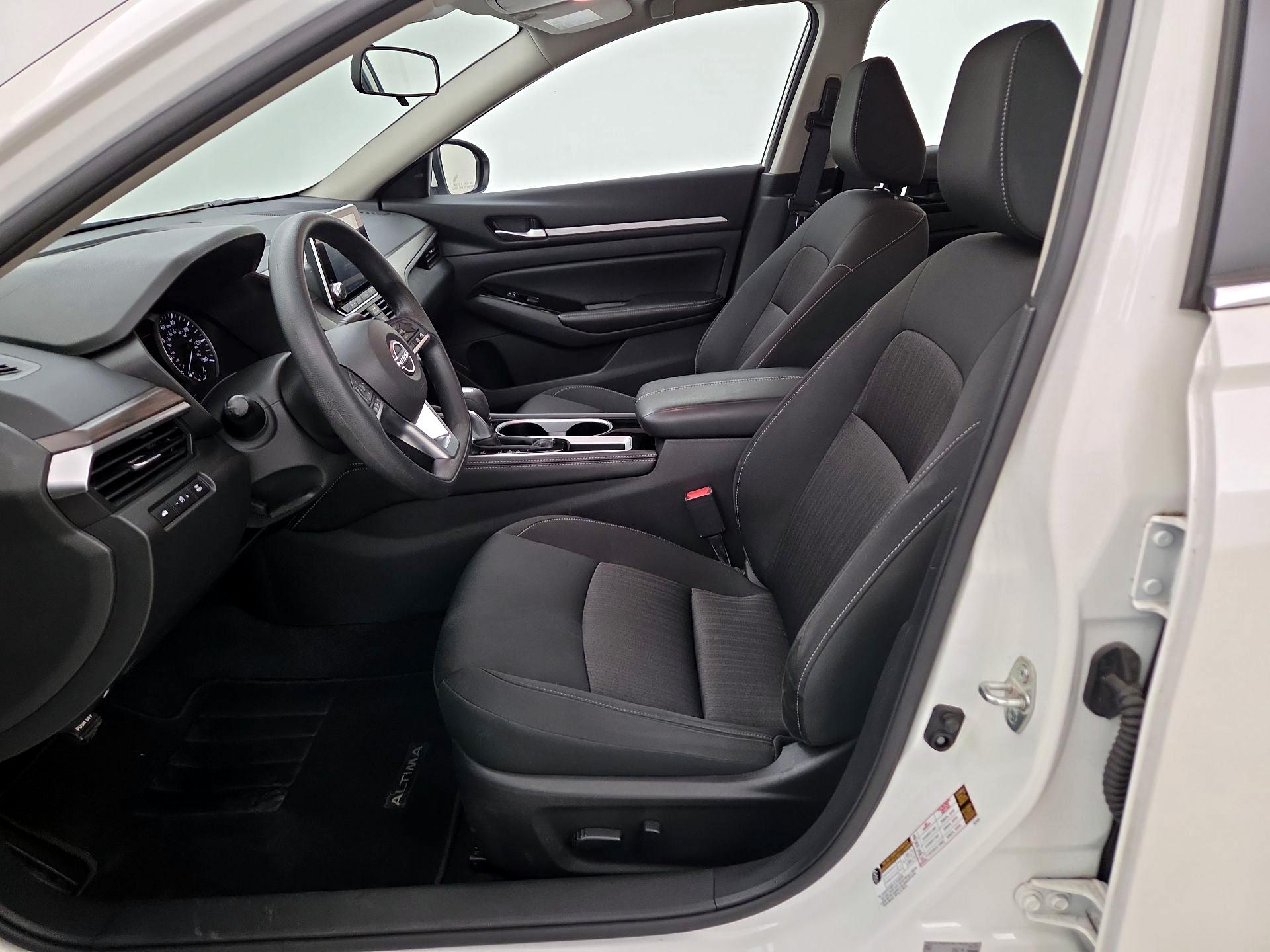 Thumbnail: 2023 Nissan Altima - 11