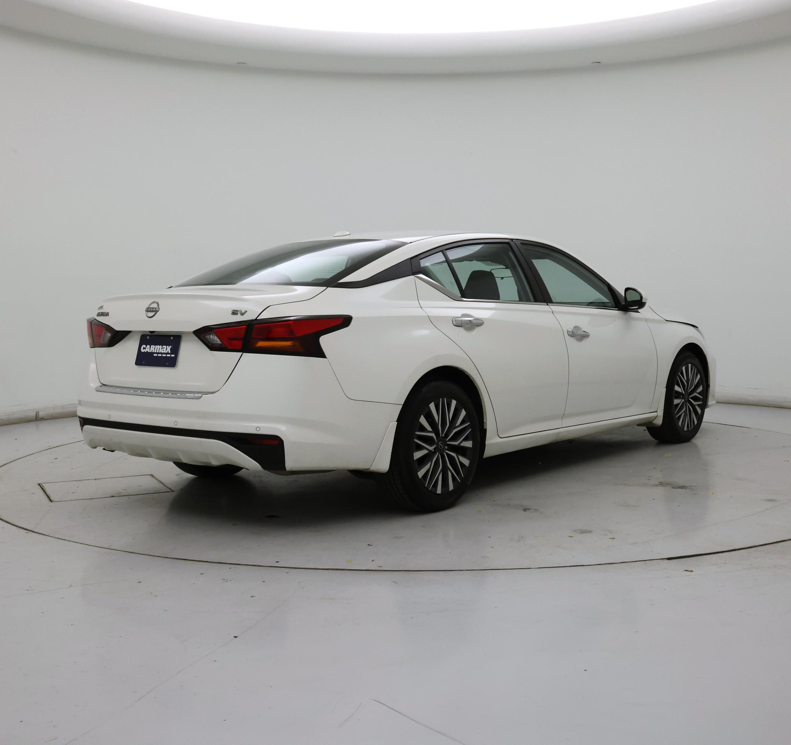 Thumbnail: 2023 Nissan Altima - 8