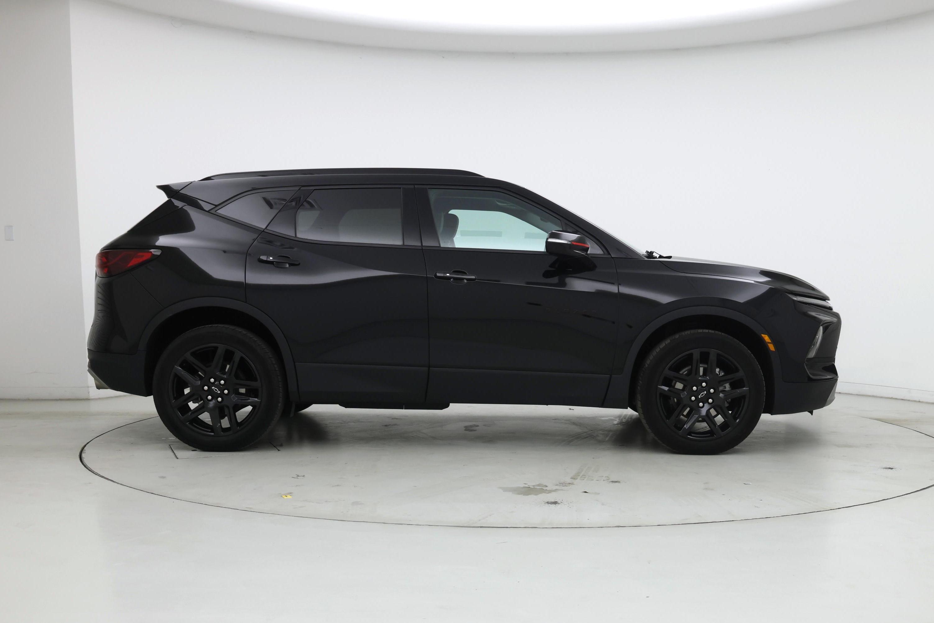 Thumbnail: 2023 Chevrolet Blazer - 7