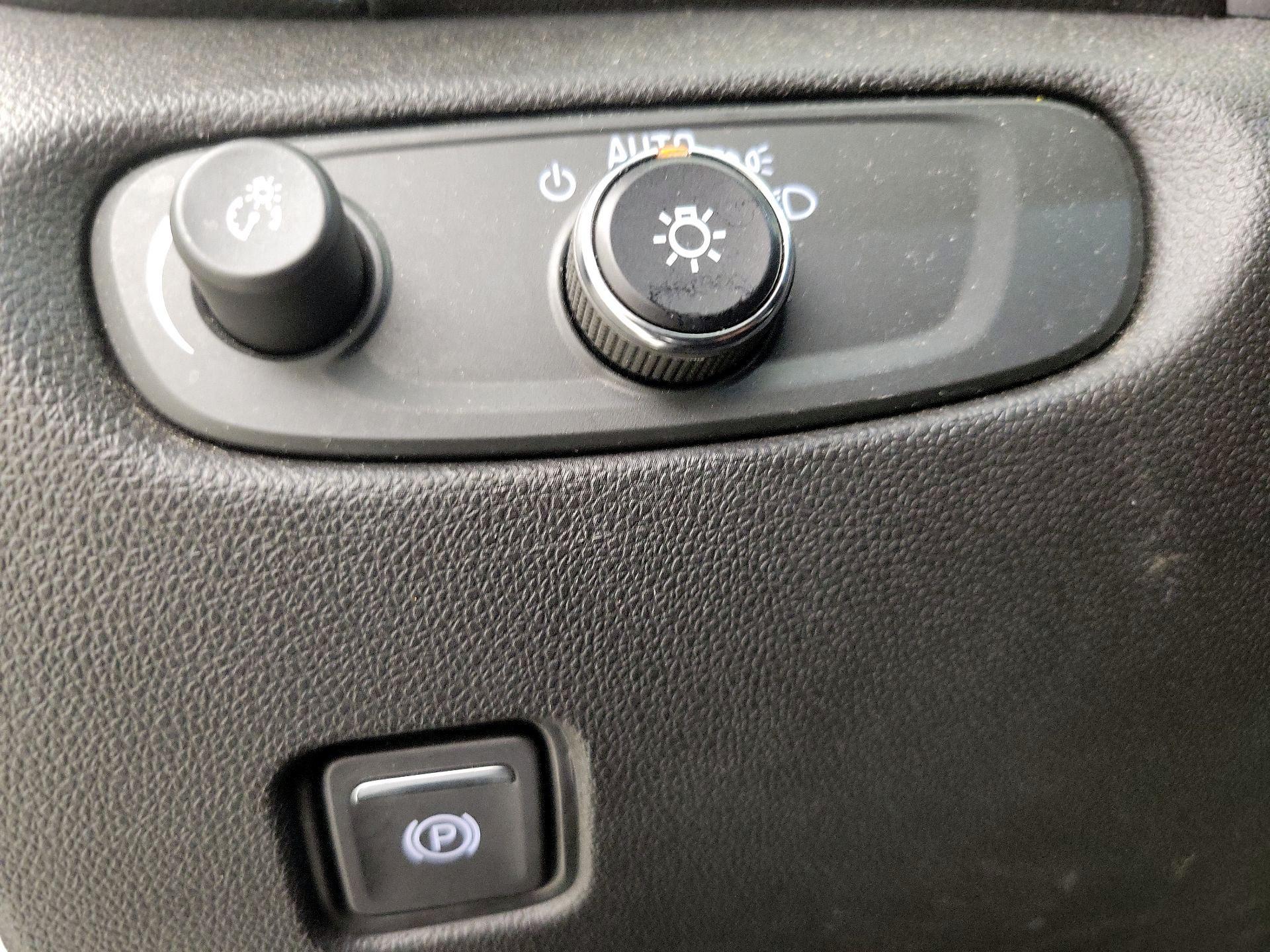 Thumbnail: 2022 Chevrolet Blazer - 13