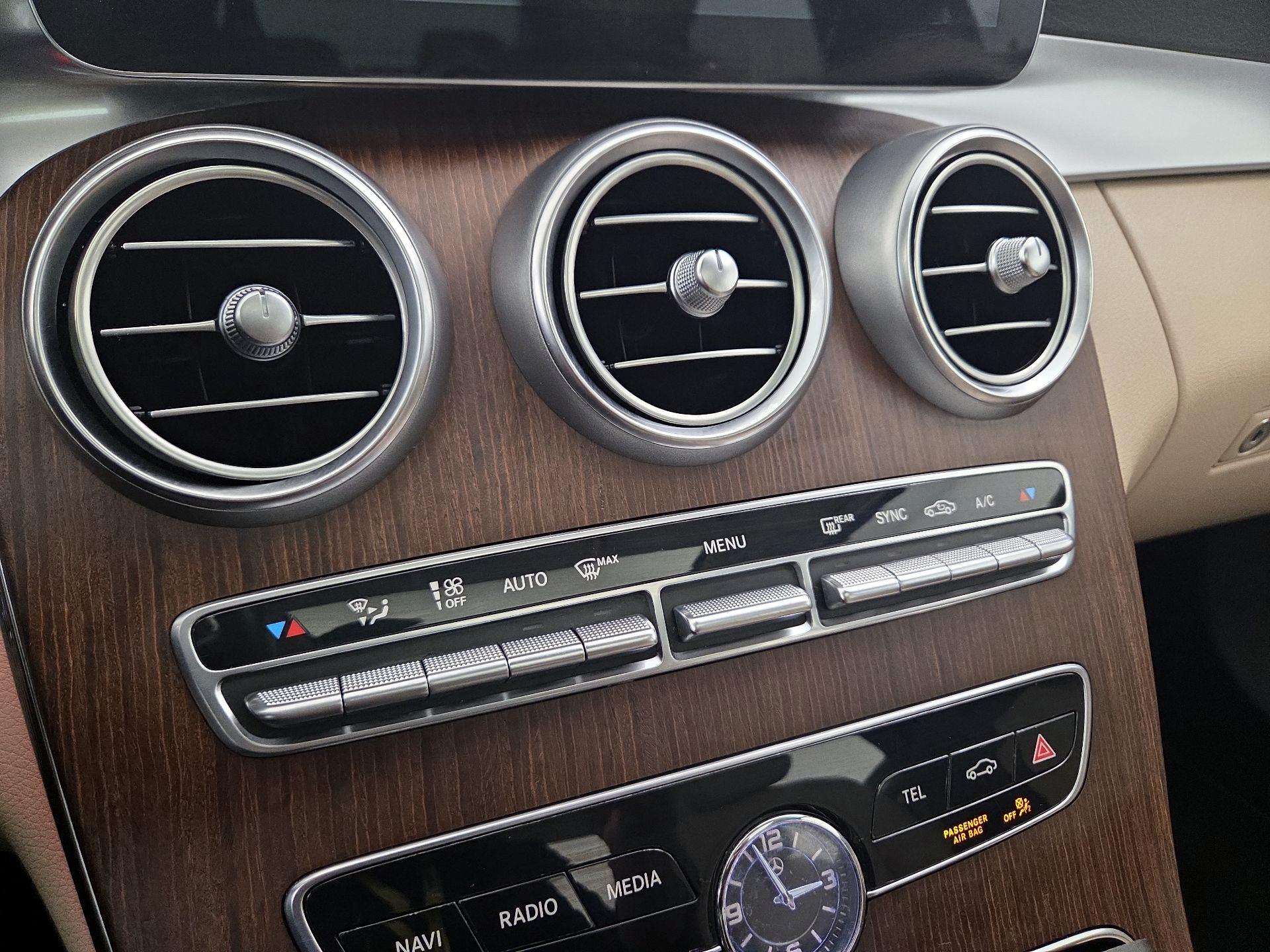 Thumbnail: 2021 Mercedes-Benz C-Class - 16