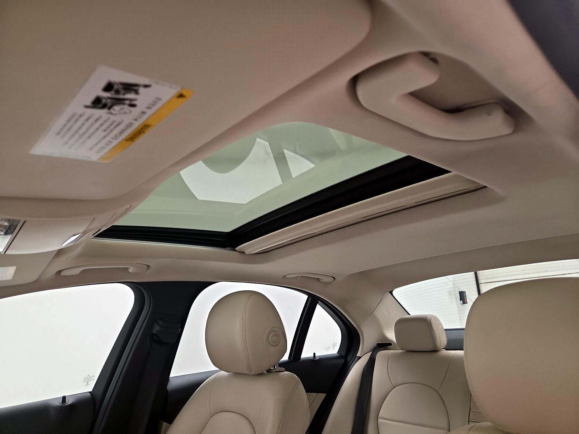 Thumbnail: 2021 Mercedes-Benz C-Class - 19