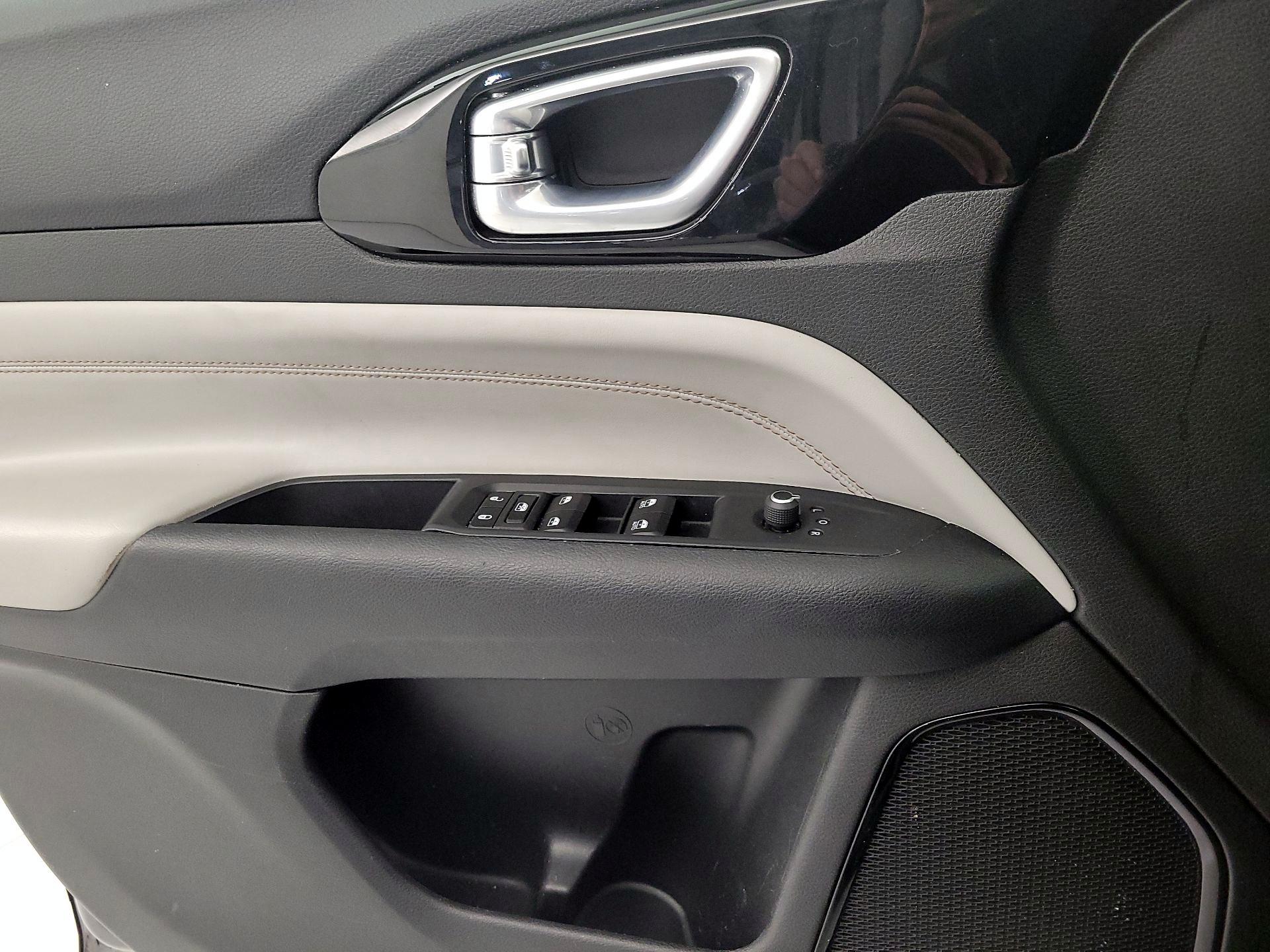 Thumbnail: 2022 Jeep Compass - 12