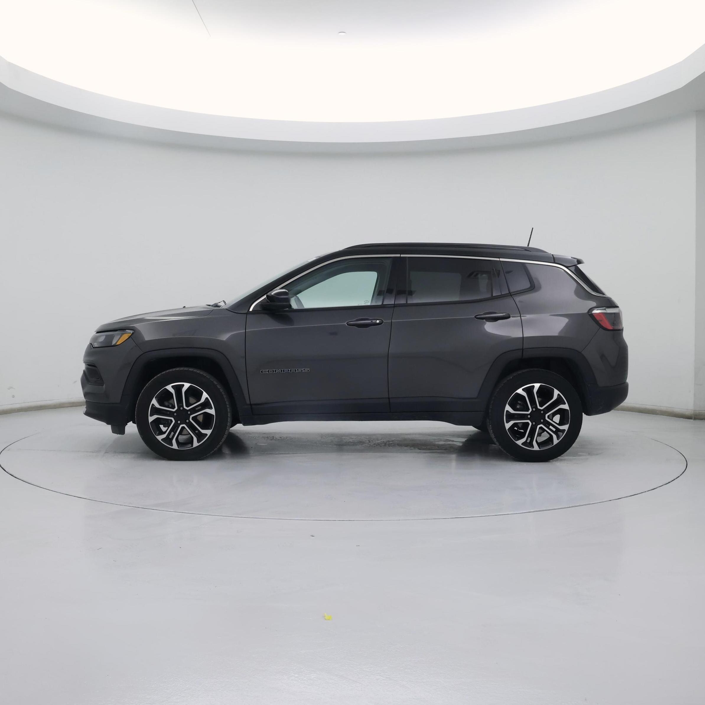 Thumbnail: 2022 Jeep Compass - 3