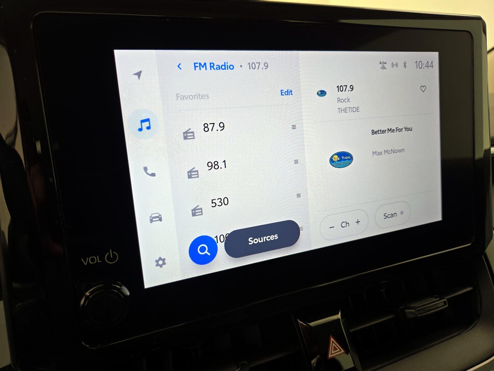 Thumbnail: 2023 Toyota Corolla - 15