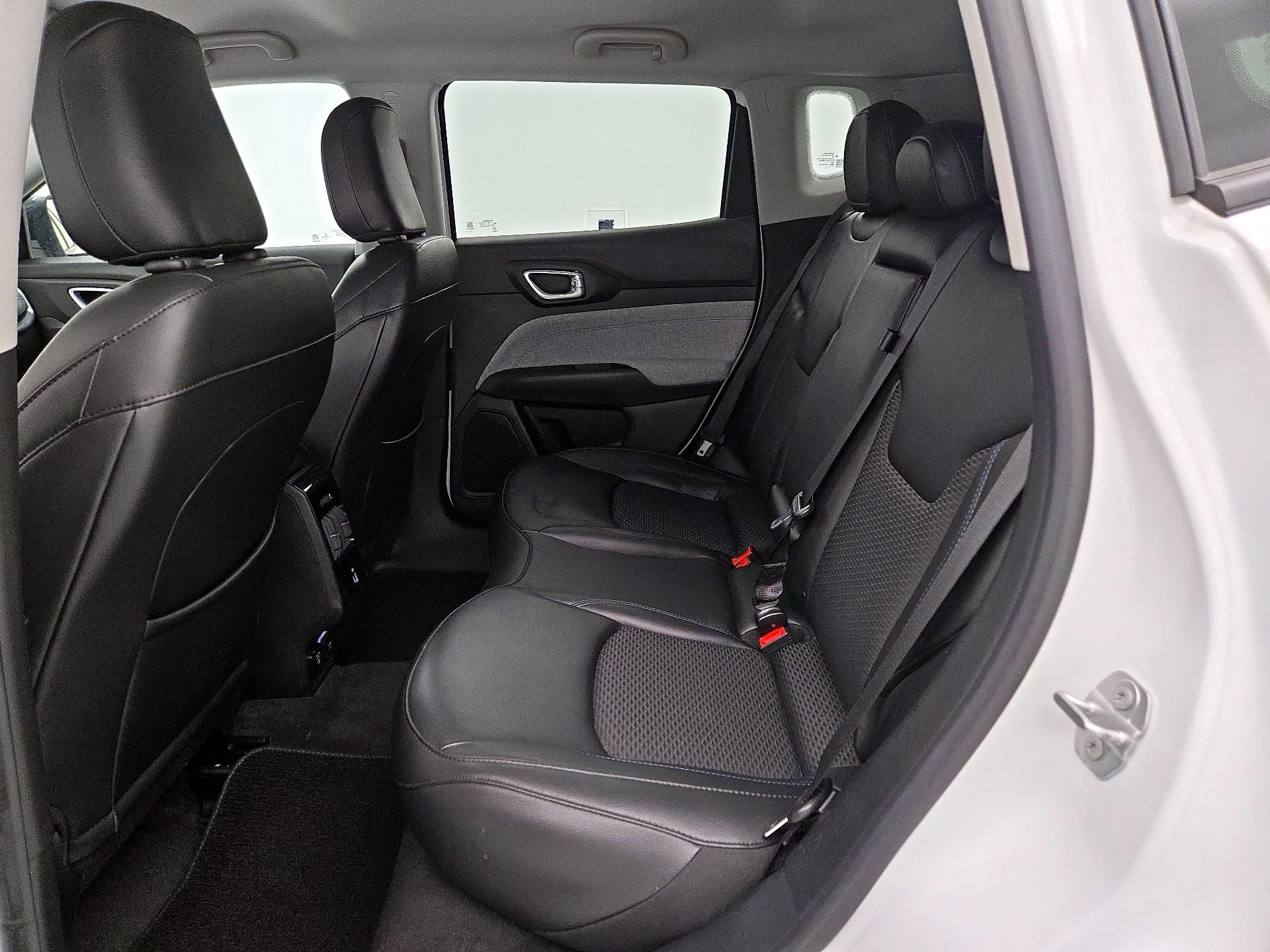 Thumbnail: 2022 Jeep Compass - 19