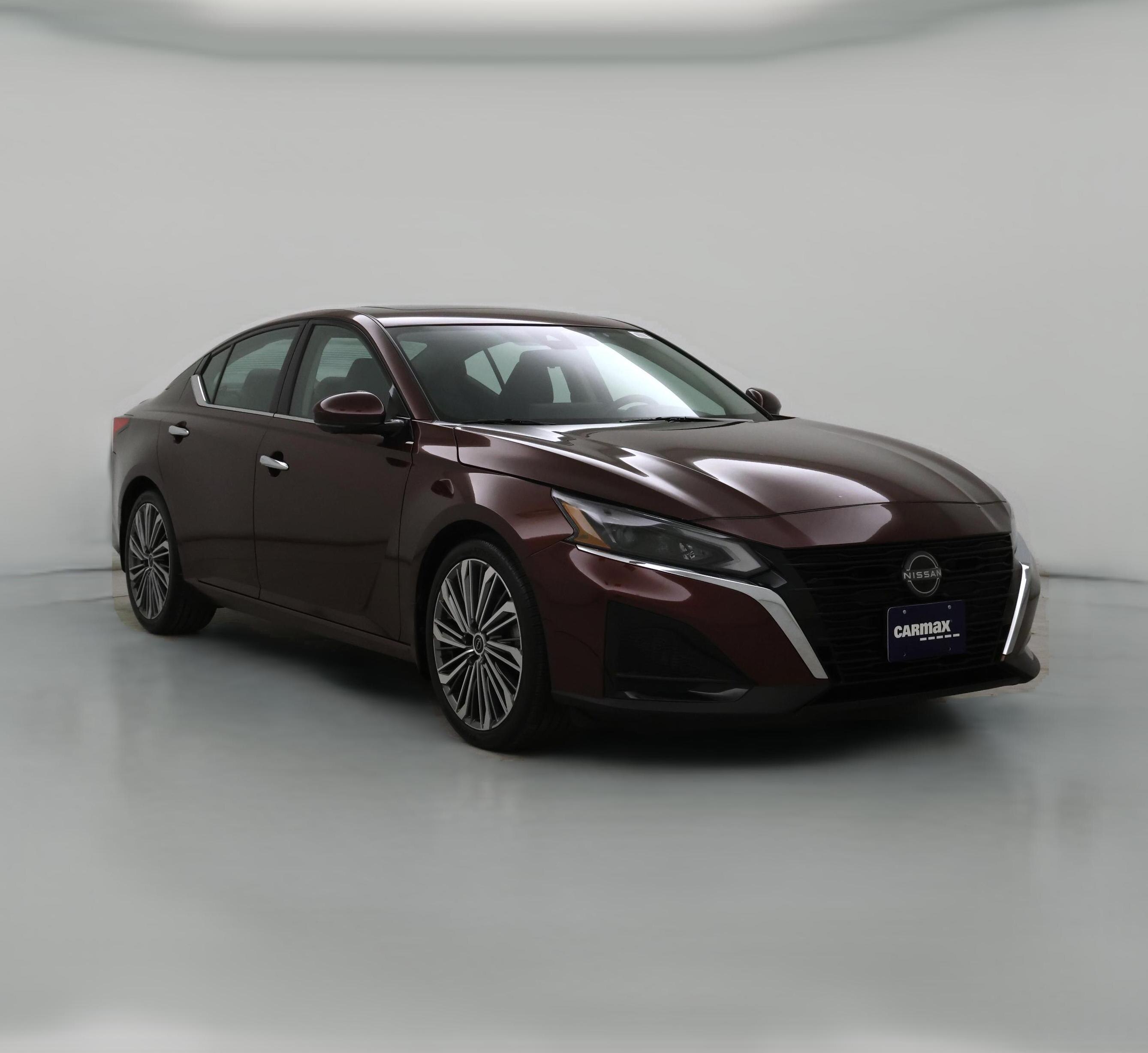 Thumbnail: 2023 Nissan Altima - 1