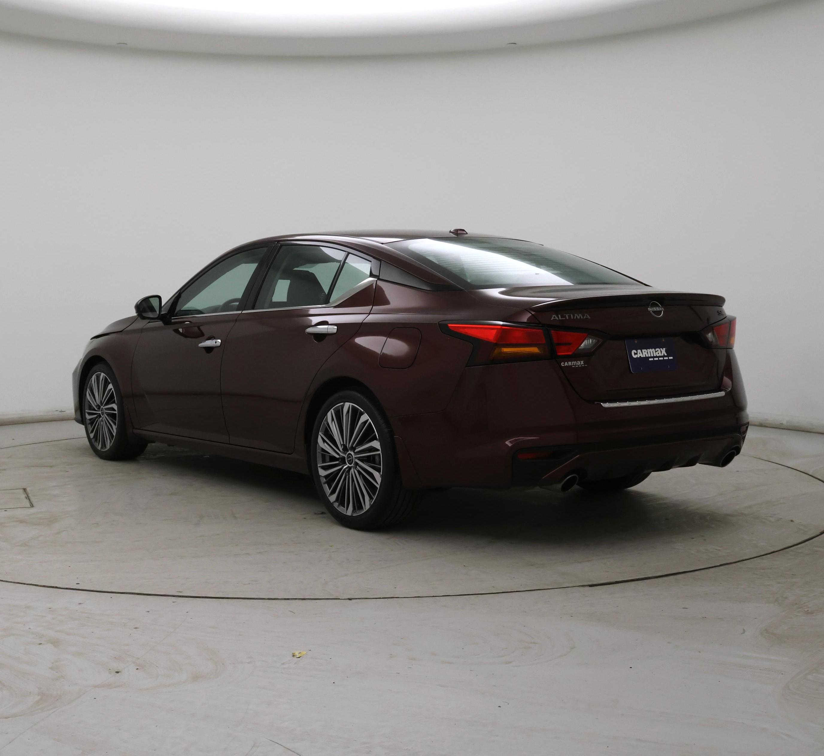 Thumbnail: 2023 Nissan Altima - 2