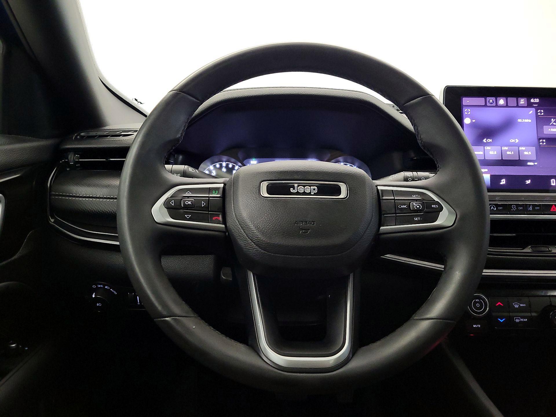 Thumbnail: 2022 Jeep Compass - 10