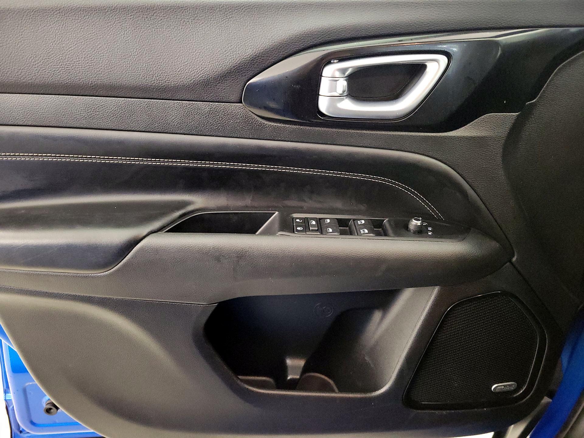 Thumbnail: 2022 Jeep Compass - 12