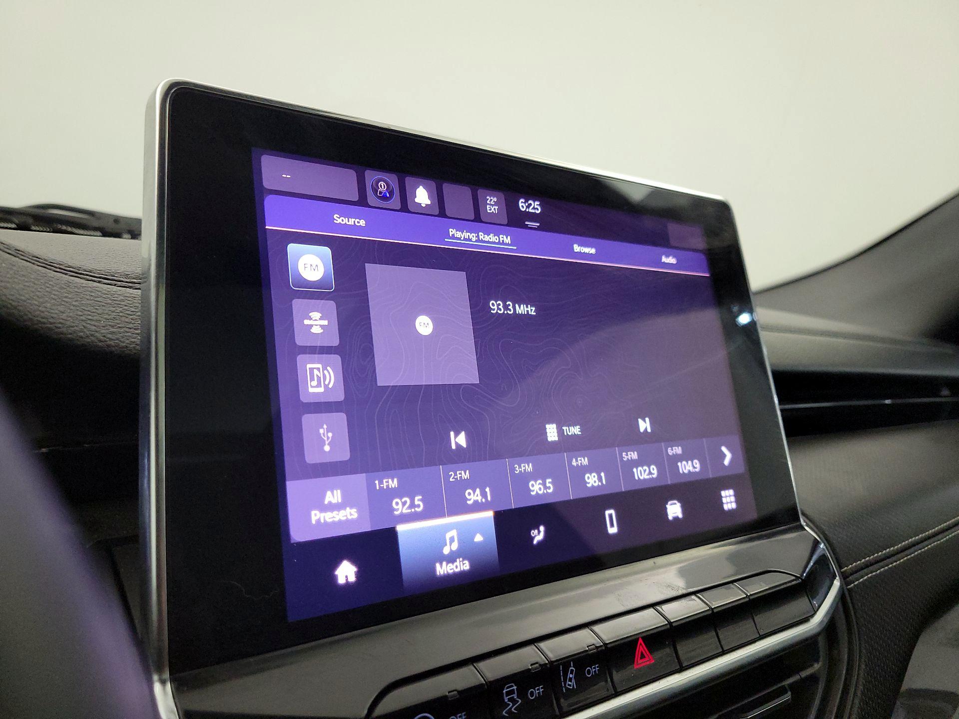 Thumbnail: 2022 Jeep Compass - 15