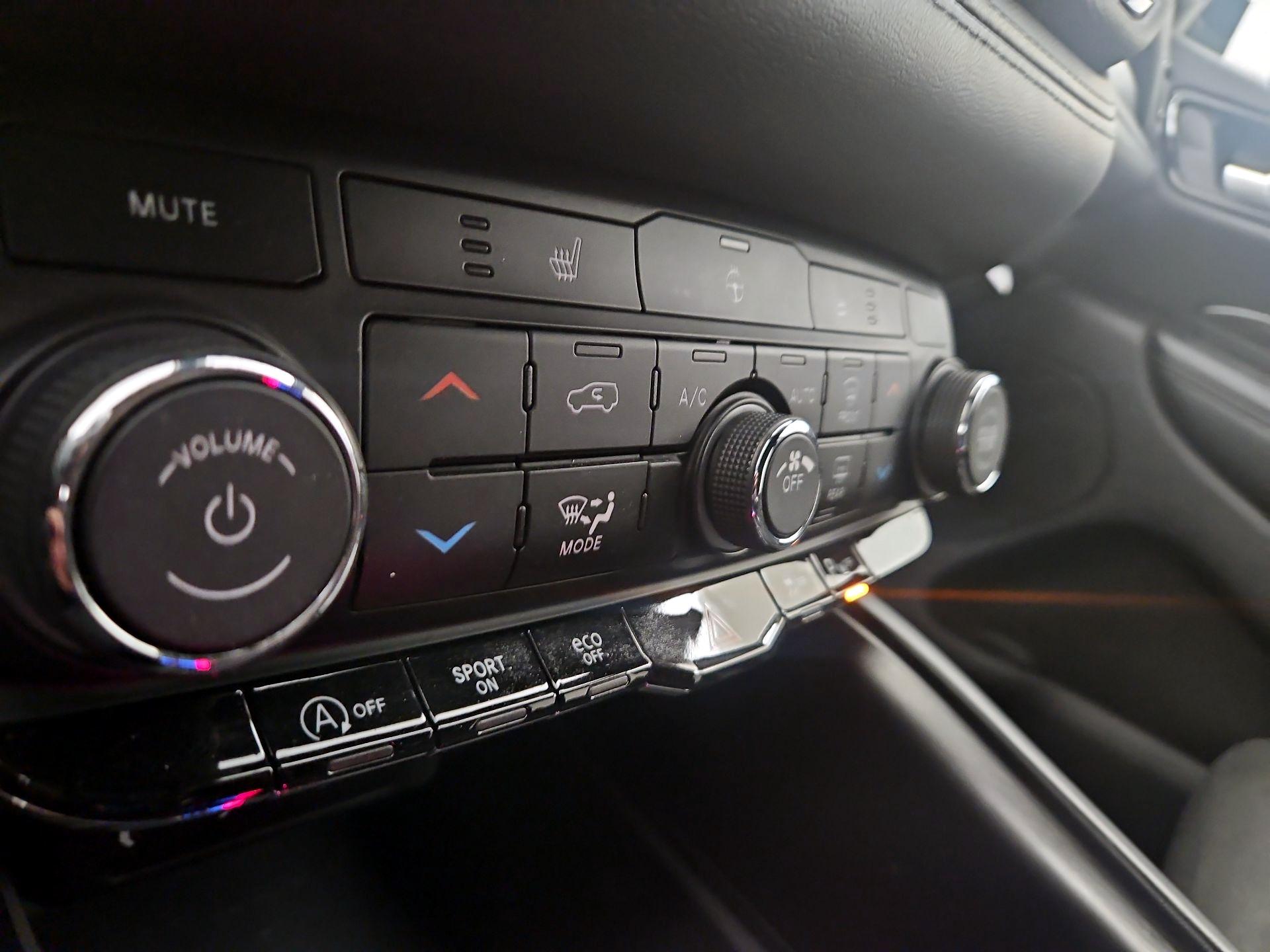 Thumbnail: 2021 Dodge Durango - 16