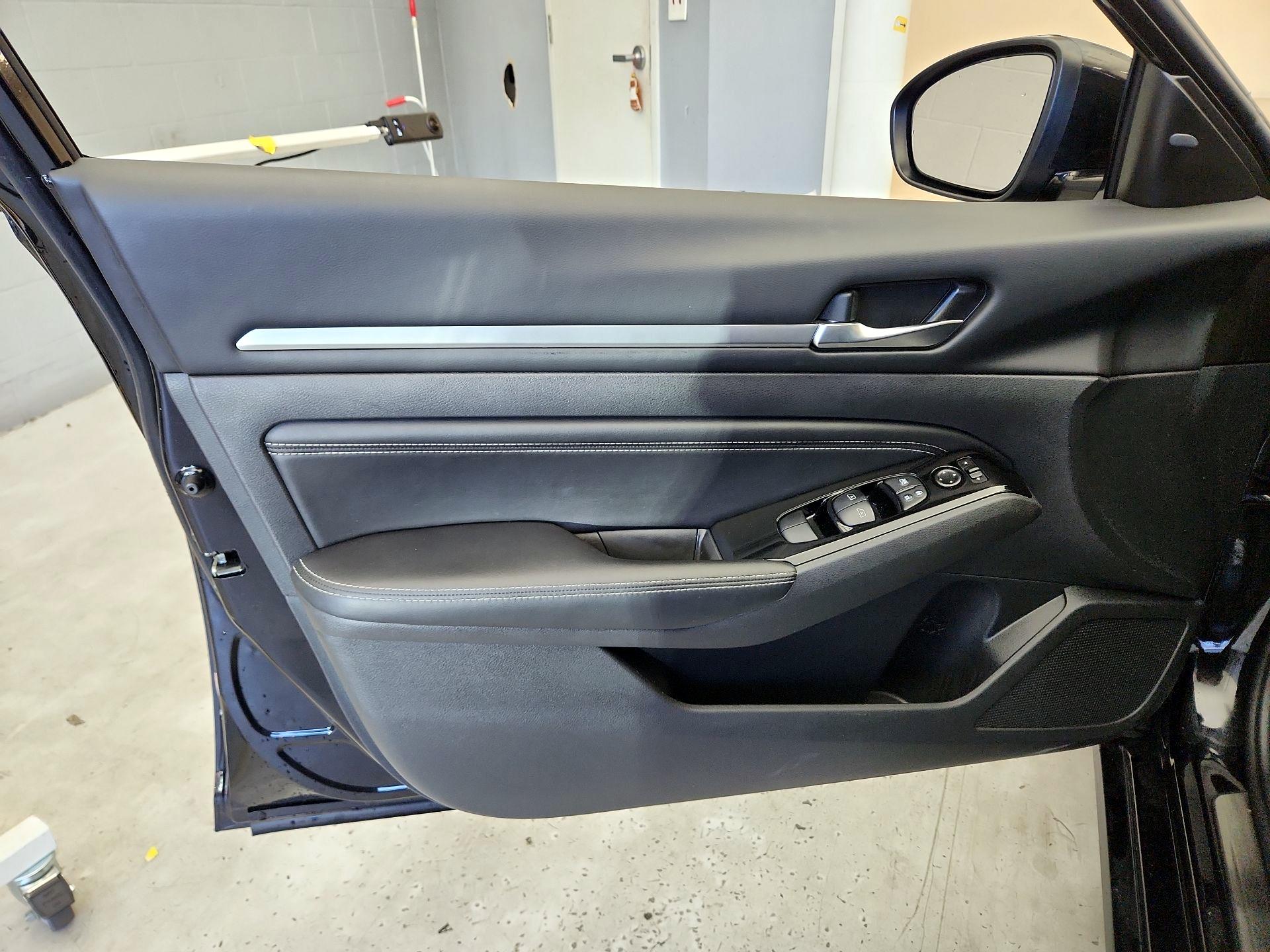 Thumbnail: 2022 Nissan Altima - 12