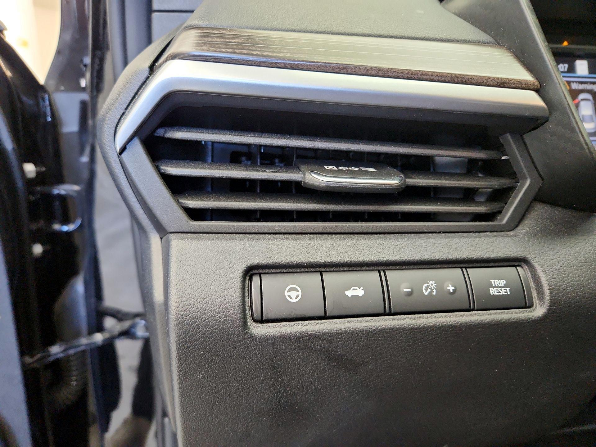 Thumbnail: 2022 Nissan Altima - 13