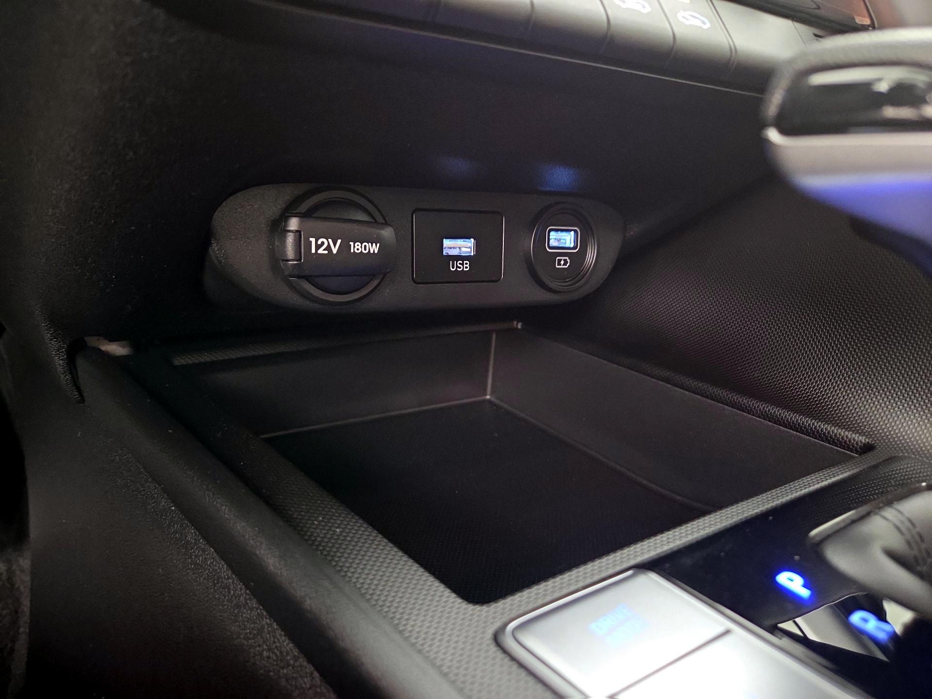 Thumbnail: 2023 Hyundai Elantra - 18