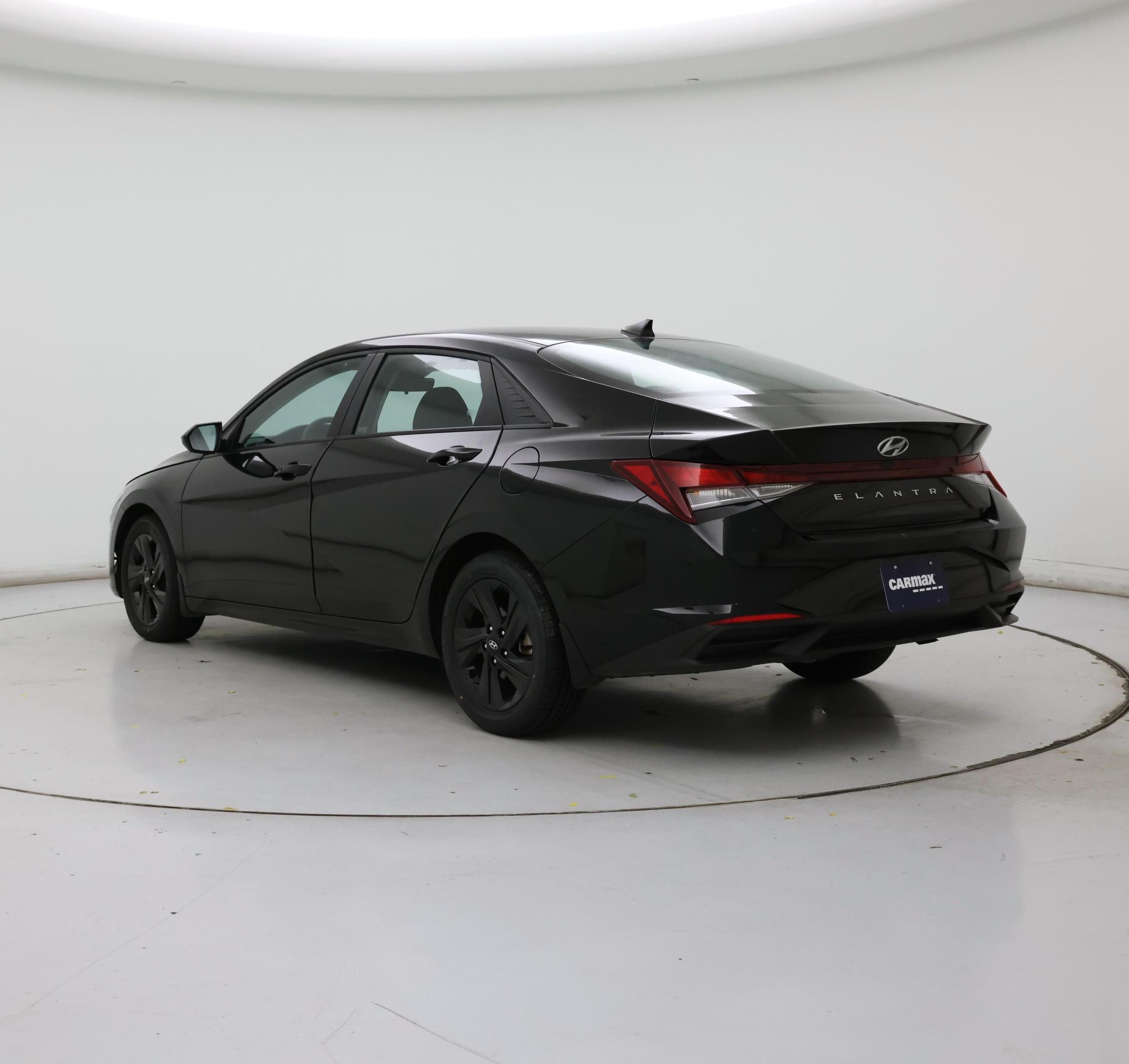 Thumbnail: 2023 Hyundai Elantra - 2