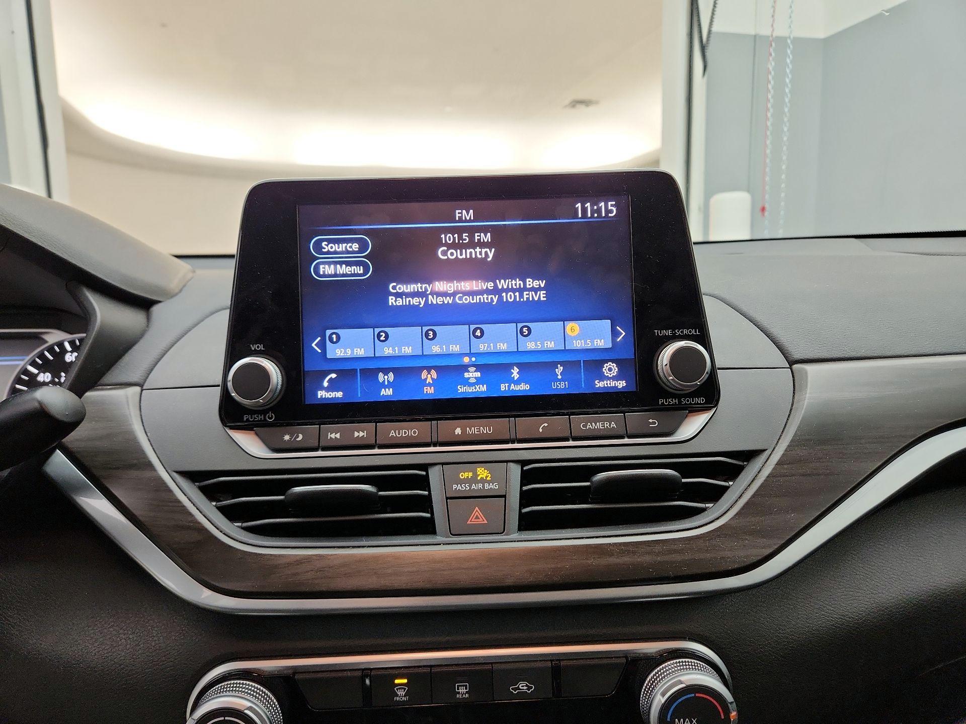 Thumbnail: 2023 Nissan Altima - 15