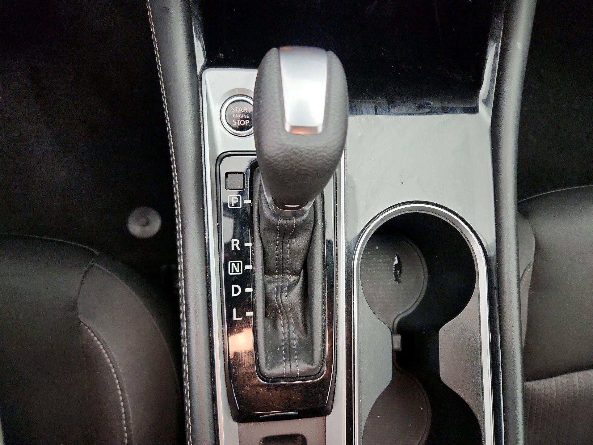 Thumbnail: 2023 Nissan Altima - 17