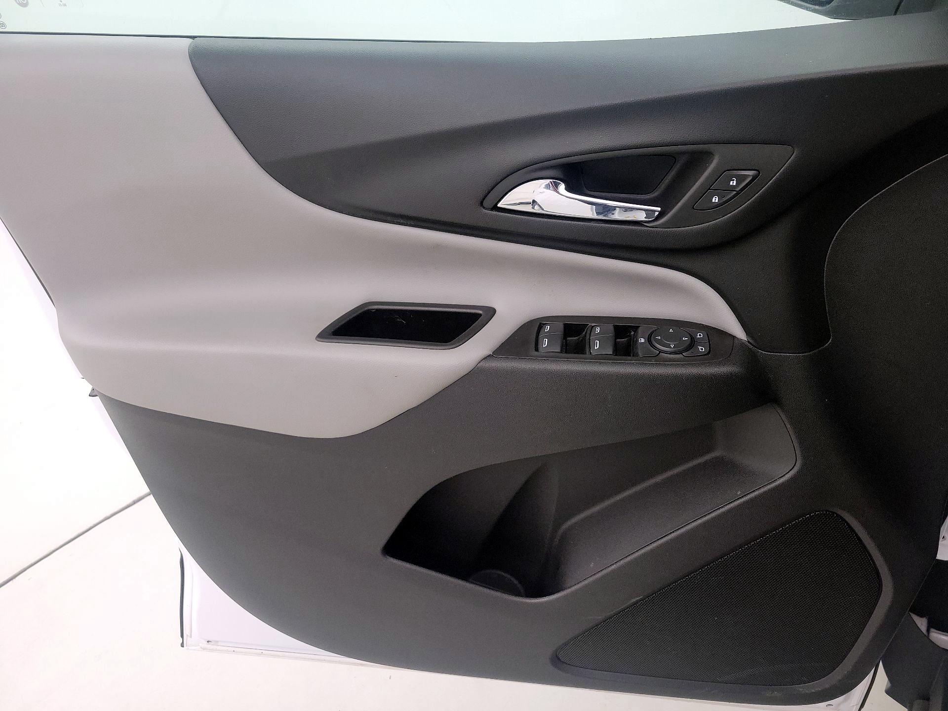 Thumbnail: 2023 Chevrolet Equinox - 12