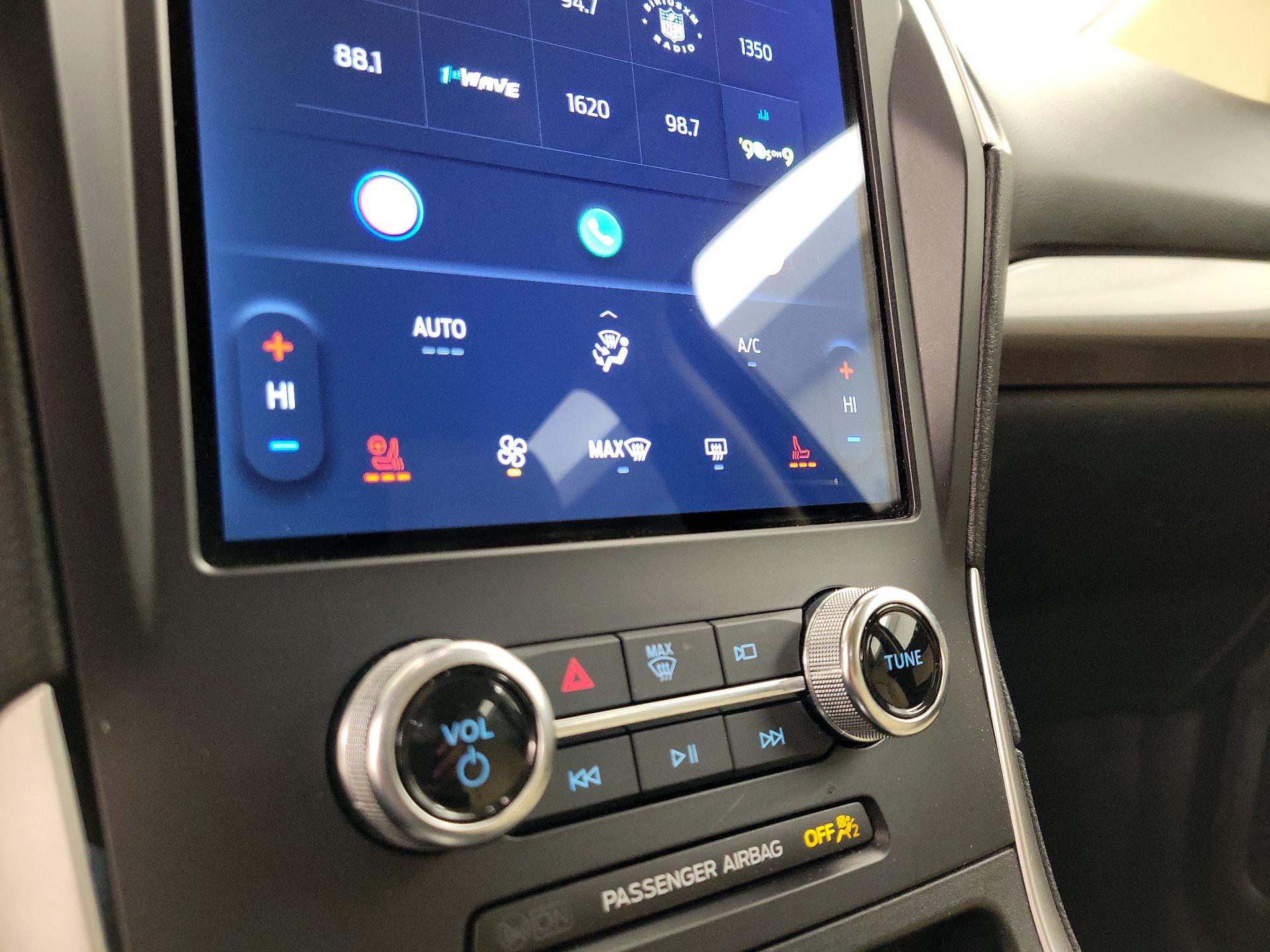 Thumbnail: 2024 Ford Edge - 16