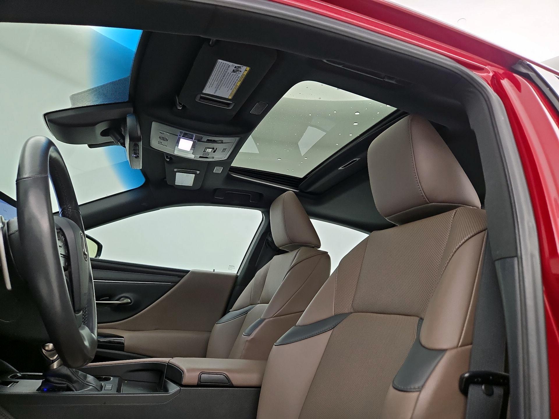 Thumbnail: 2023 Lexus ES - 20