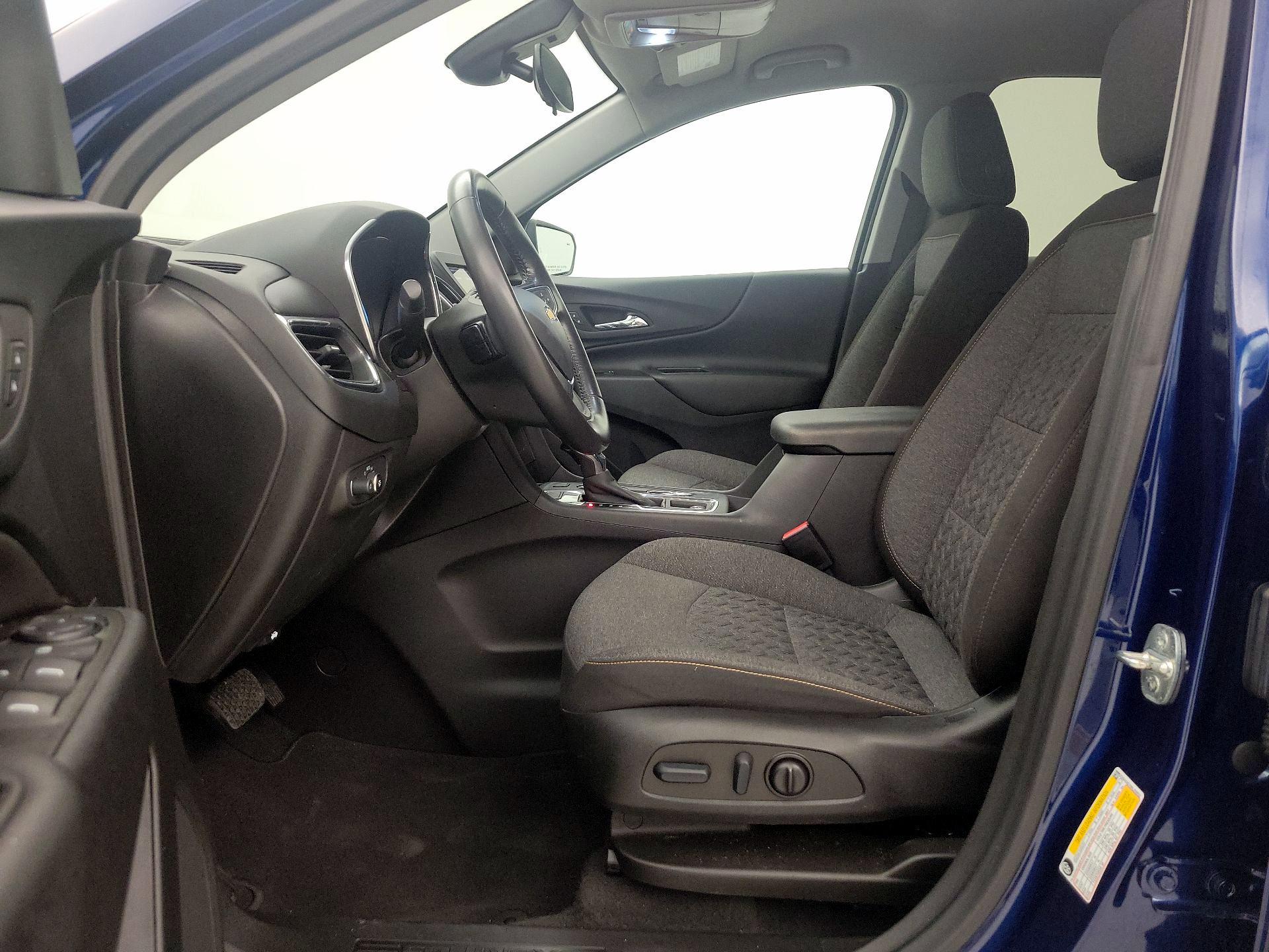 Thumbnail: 2022 Chevrolet Equinox - 11