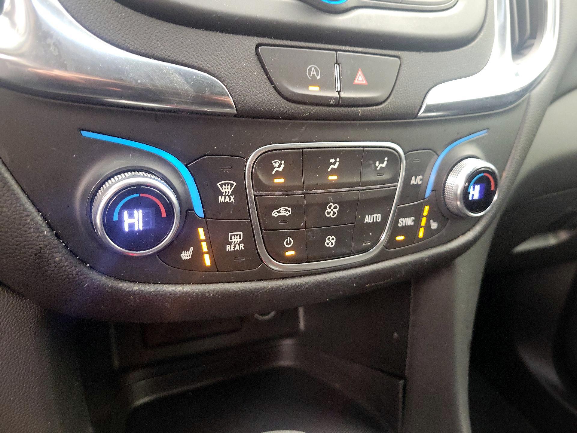 Thumbnail: 2022 Chevrolet Equinox - 16