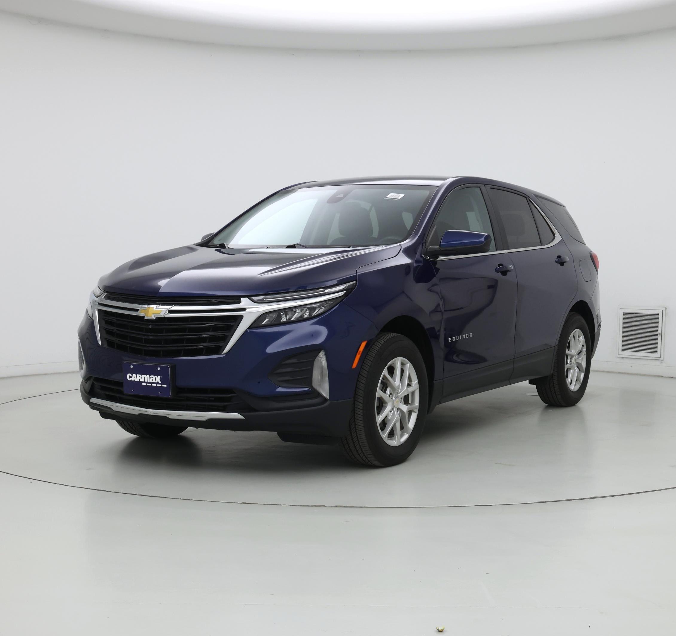Thumbnail: 2022 Chevrolet Equinox - 4