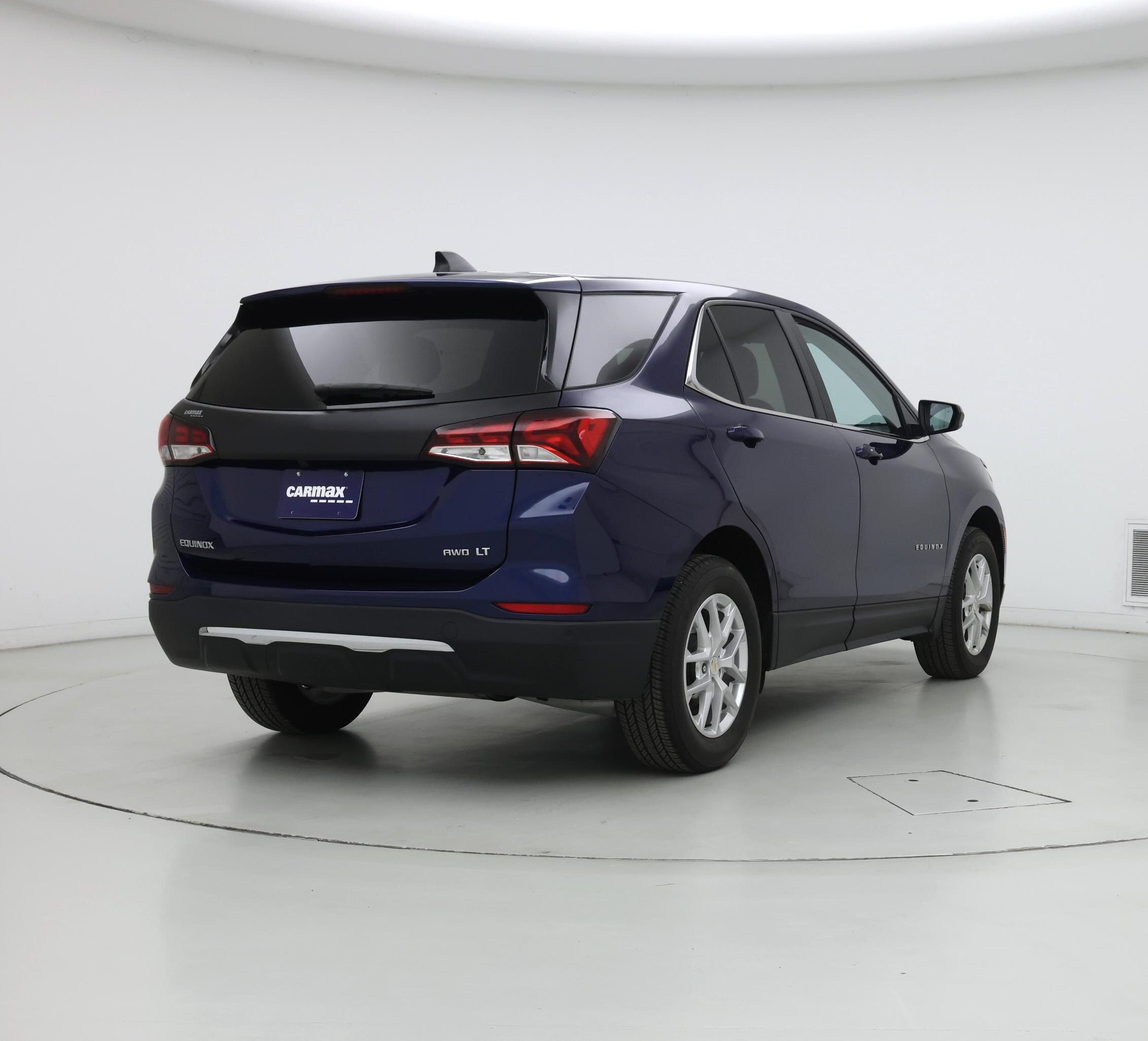 Thumbnail: 2022 Chevrolet Equinox - 8