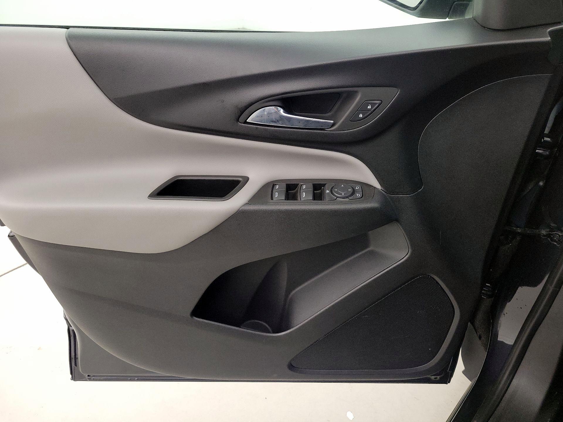 Thumbnail: 2022 Chevrolet Equinox - 12