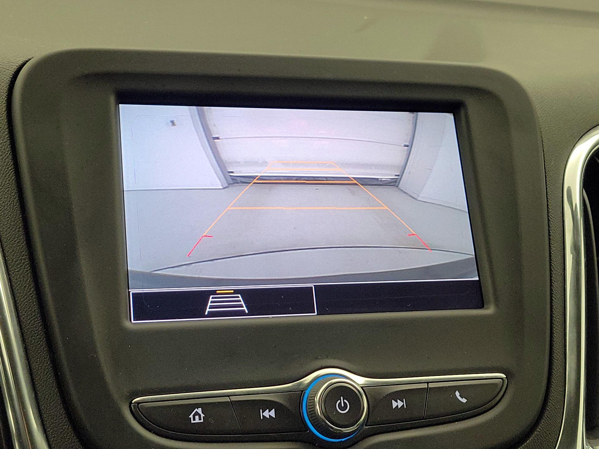 Thumbnail: 2022 Chevrolet Equinox - 14