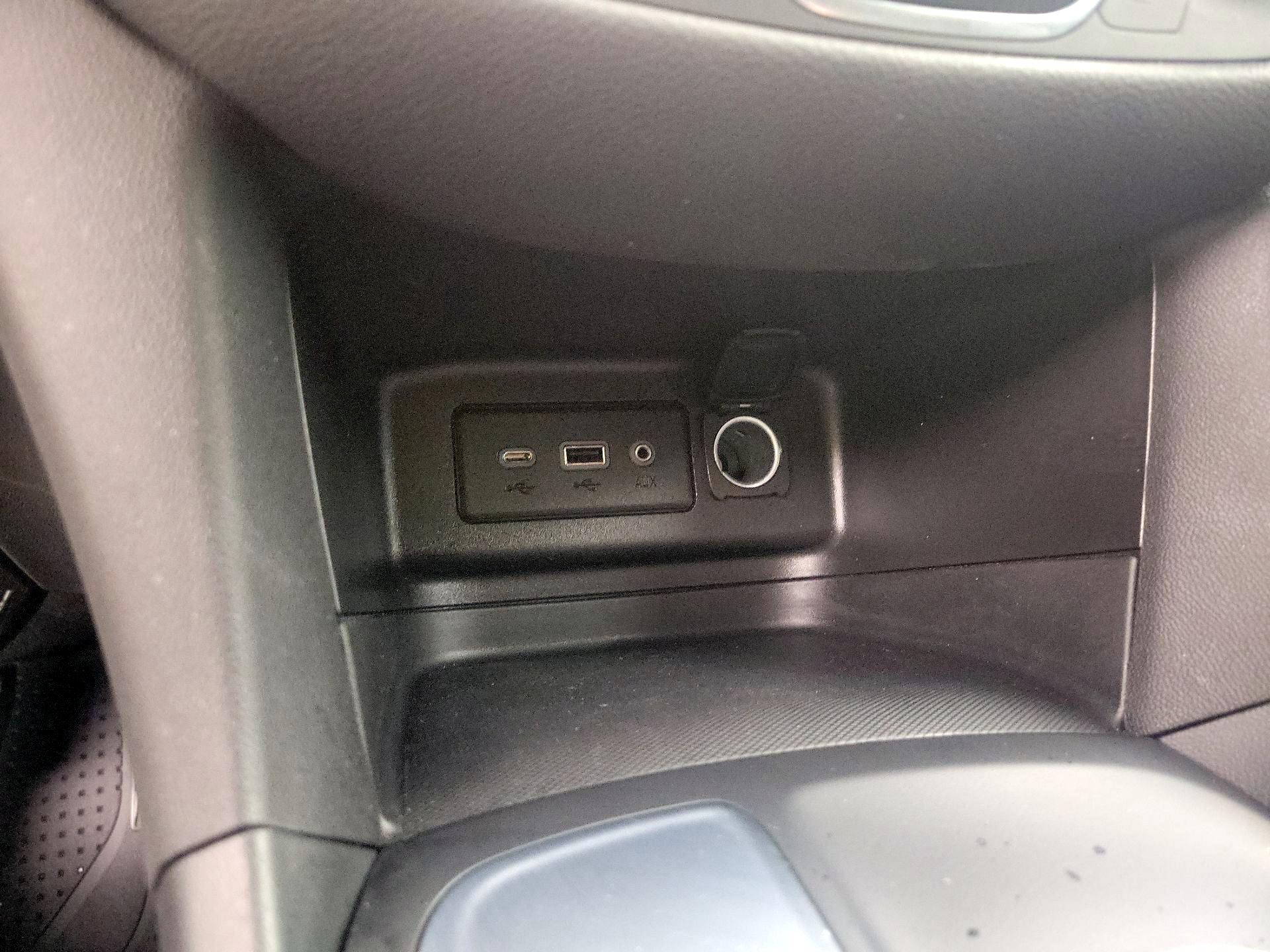 Thumbnail: 2023 Chevrolet Equinox - 18