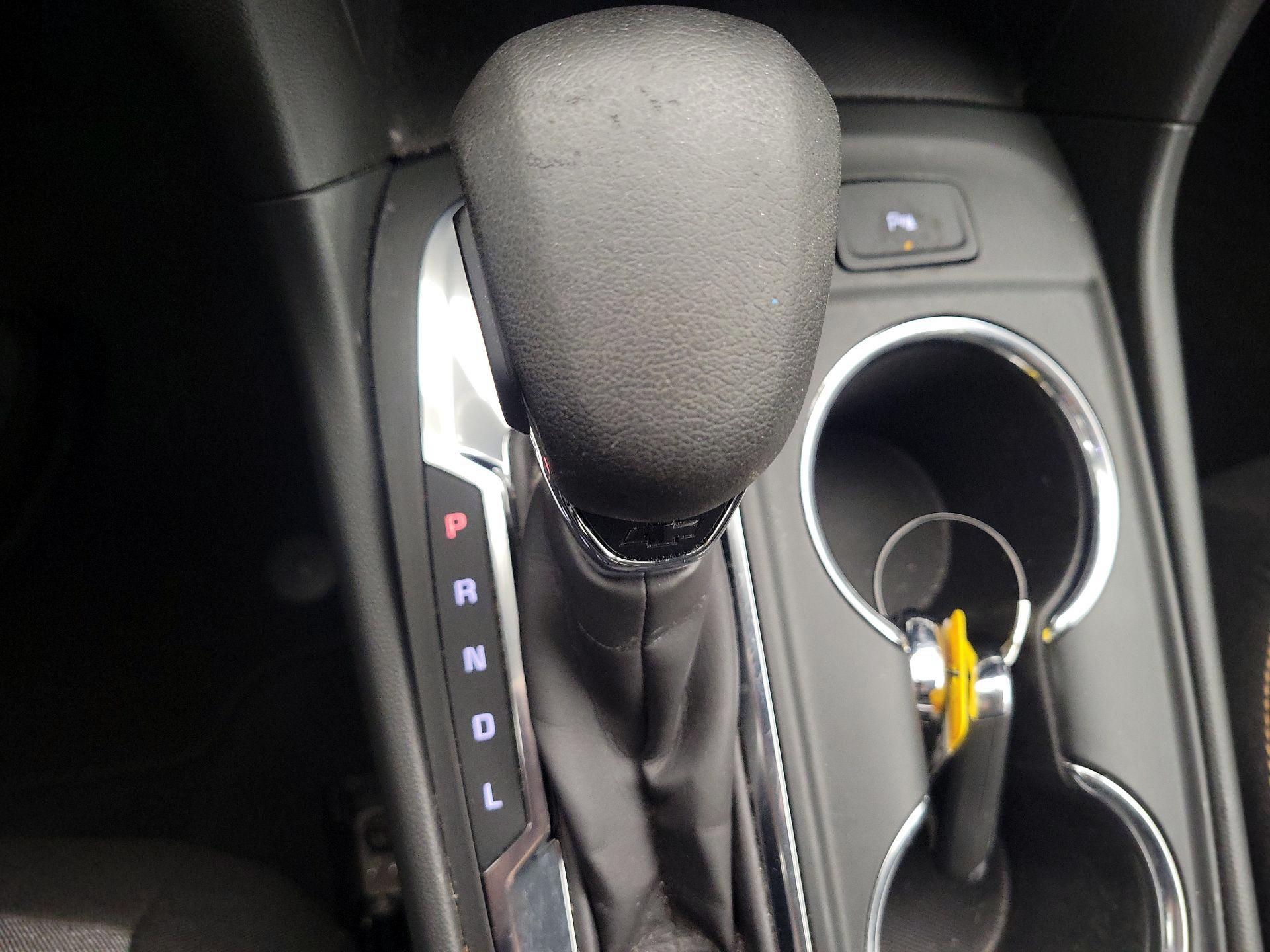 Thumbnail: 2022 Chevrolet Equinox - 17